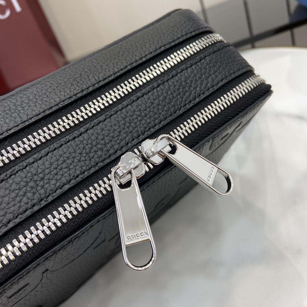 Gucci Jumbo GG Super Mini Bag - 