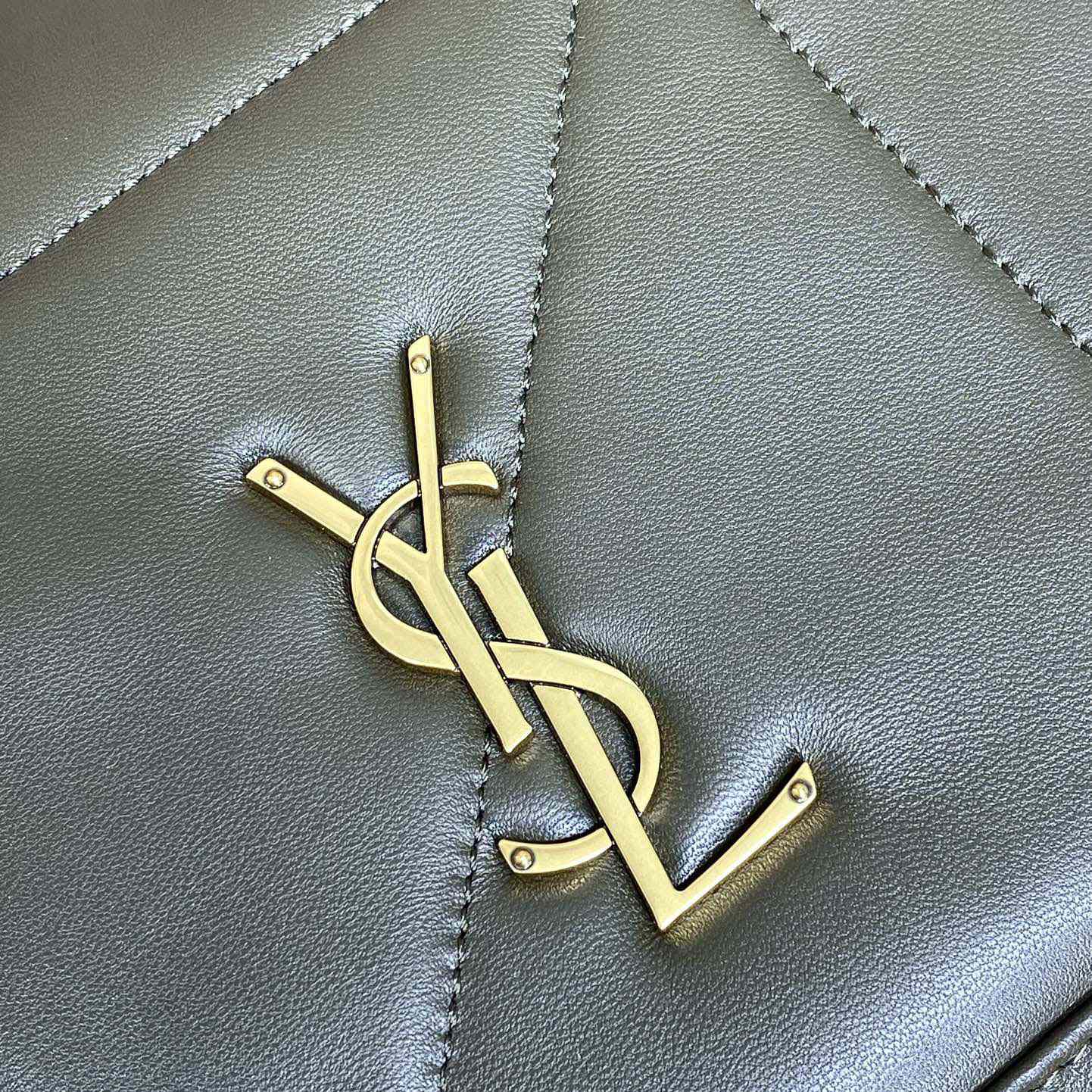 Saint Laurent Jamie Pochon In Lambskin - 