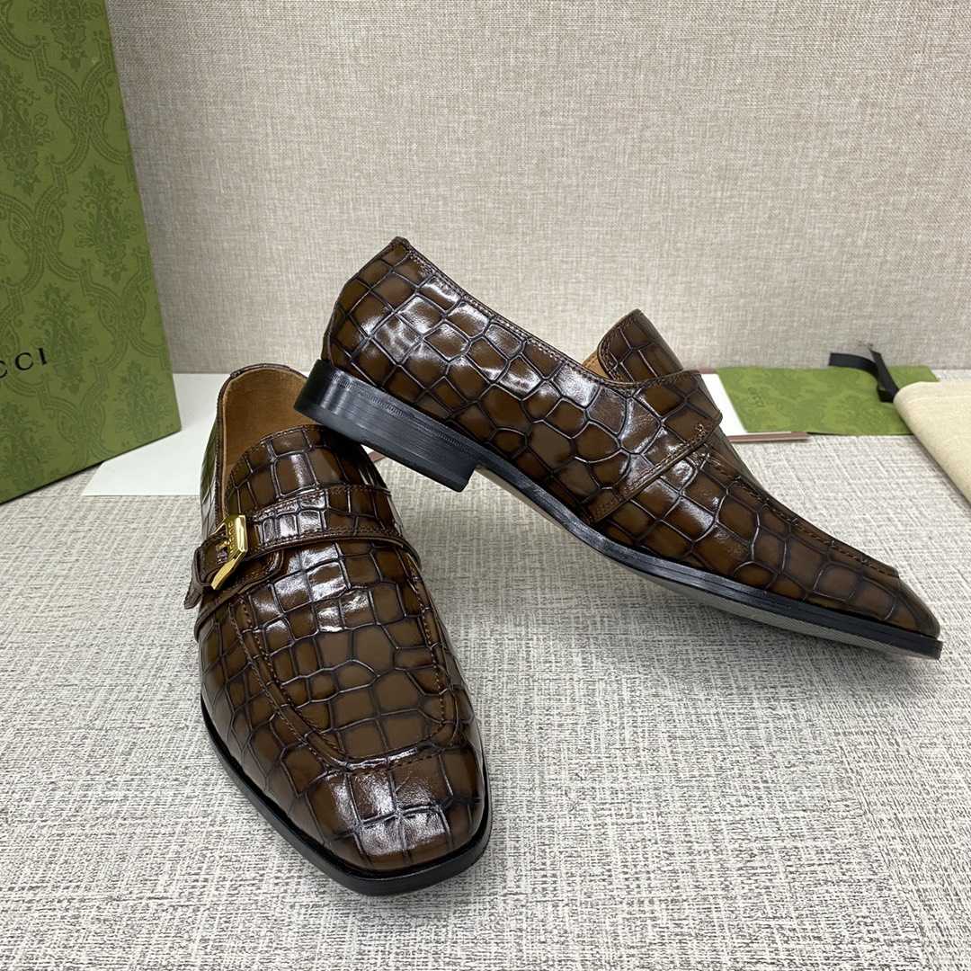 Gucci Men's Loafer - 