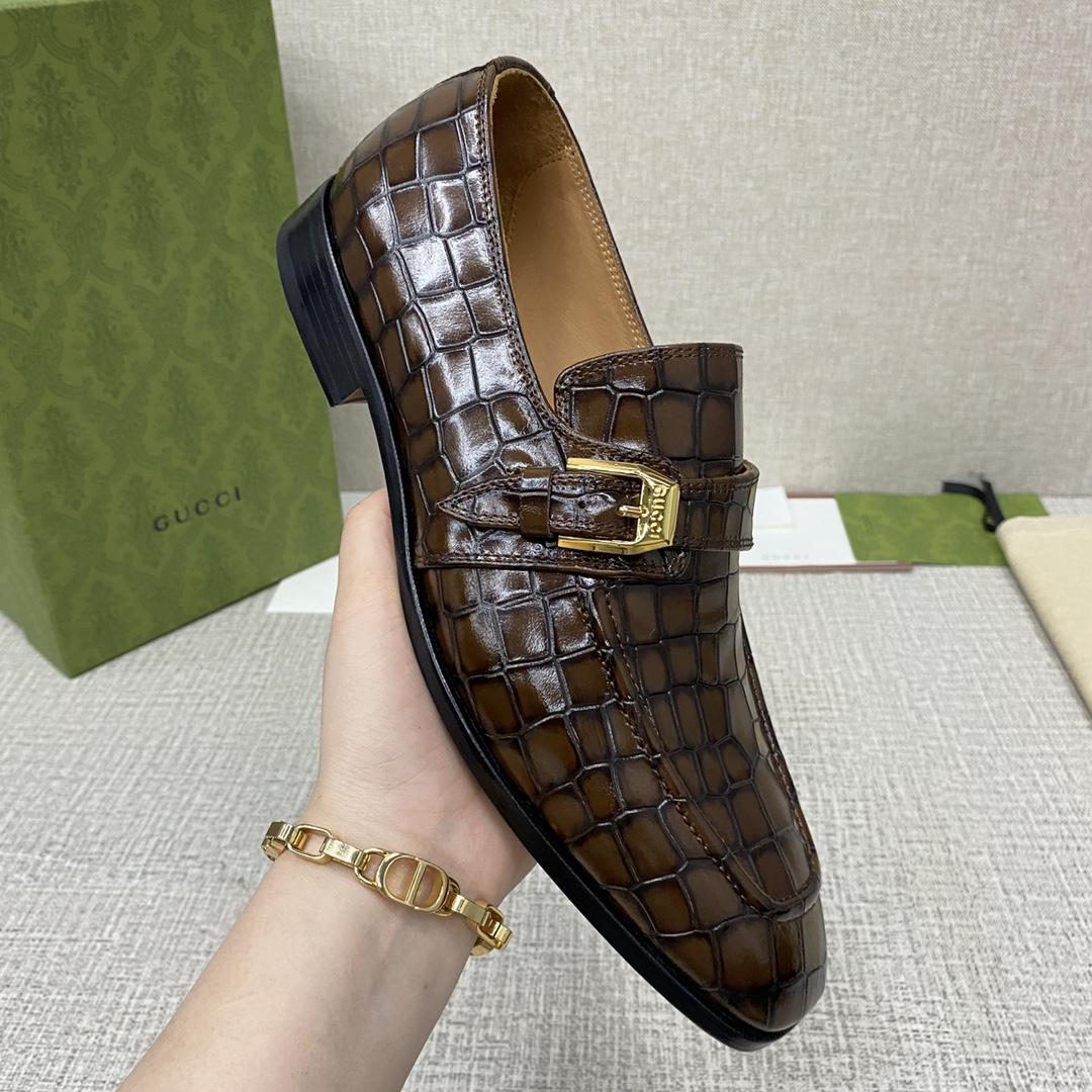 Gucci Men's Loafer - 