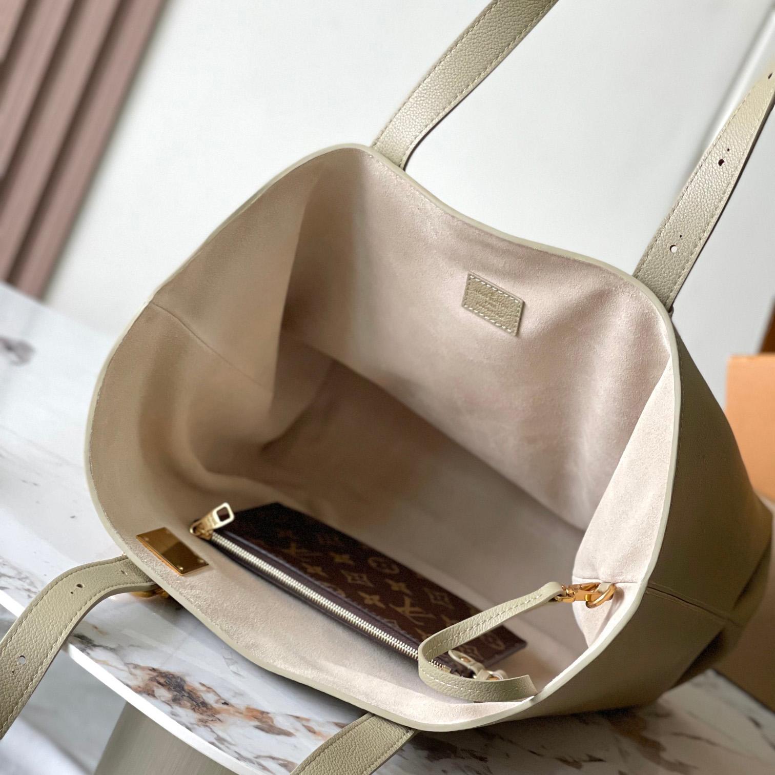 Louis Vuitton Low Key Cabas MM  M25343 - 