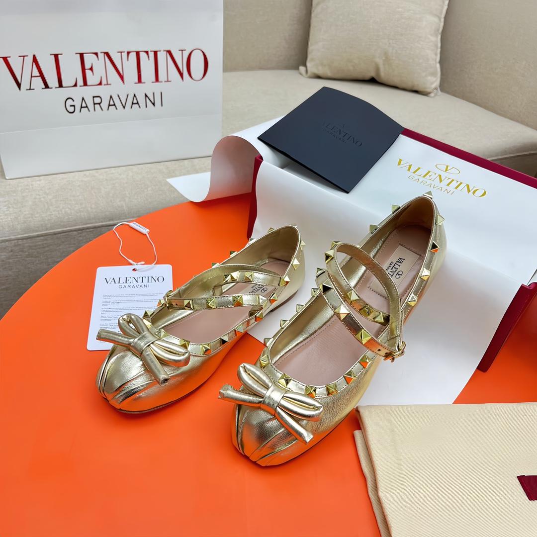 Valenti Rockstud Laminated Nappa Leather Ballerina - 