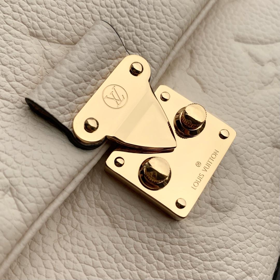 Louis Vuitton Nano Madeleine  M12145 - 