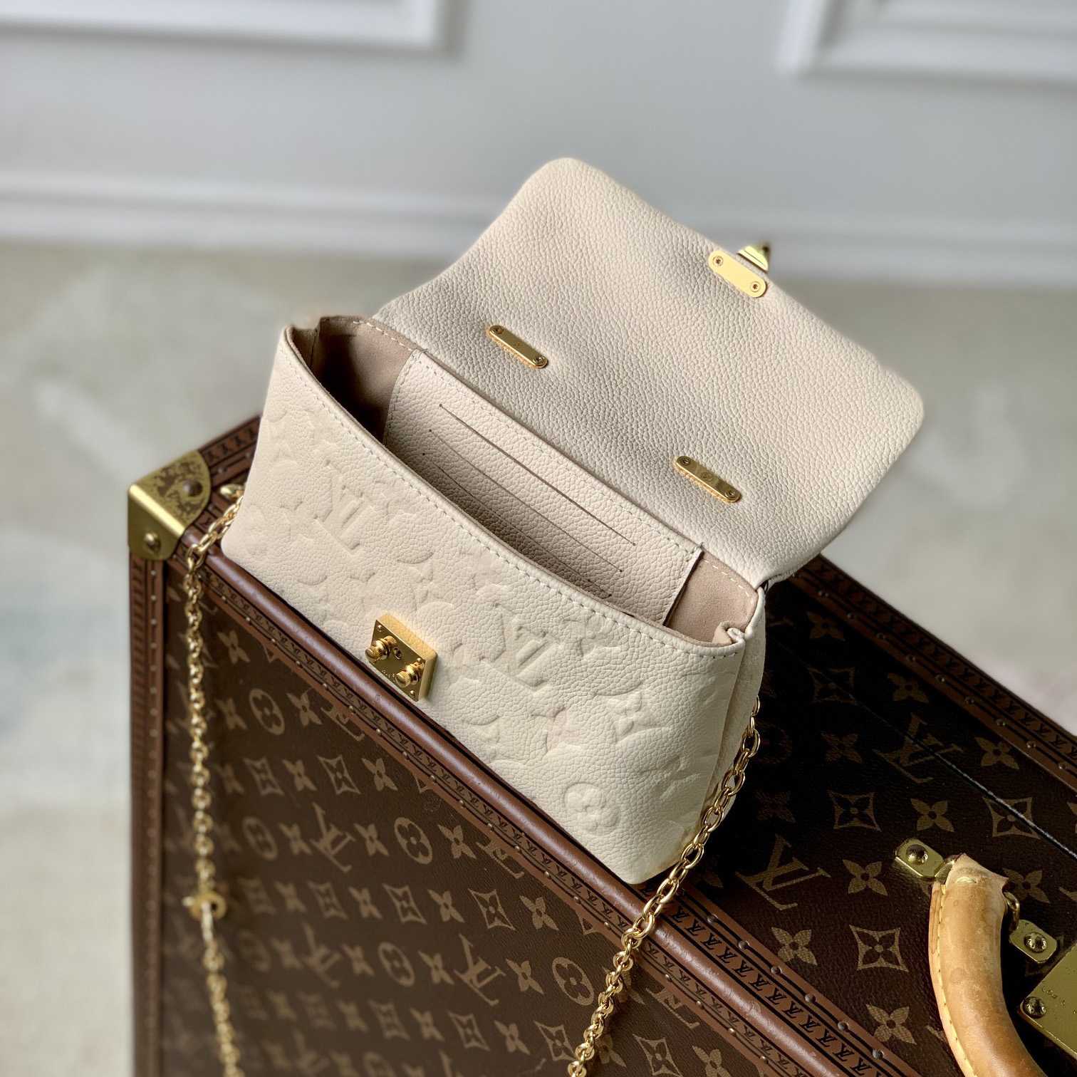 Louis Vuitton Nano Madeleine  M12145 - 