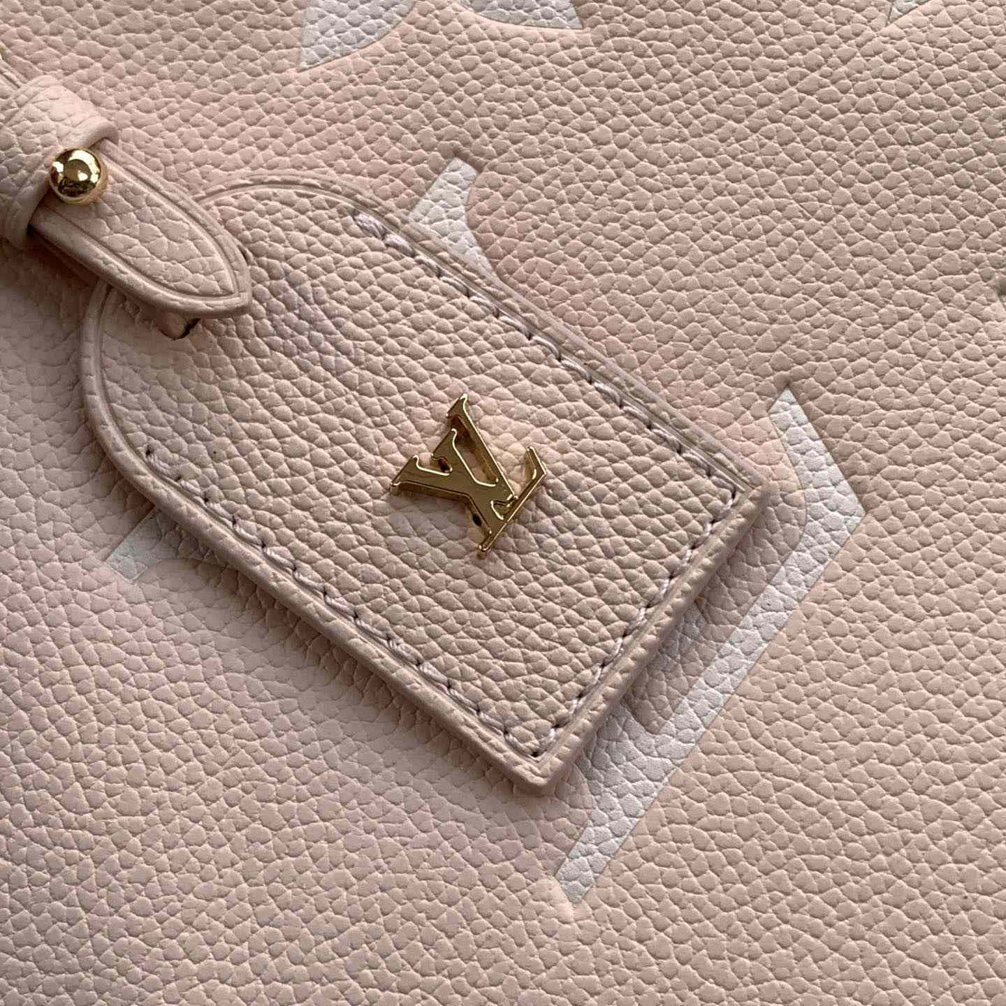 Louis Vuitton CarryAll PM   M14209 - 