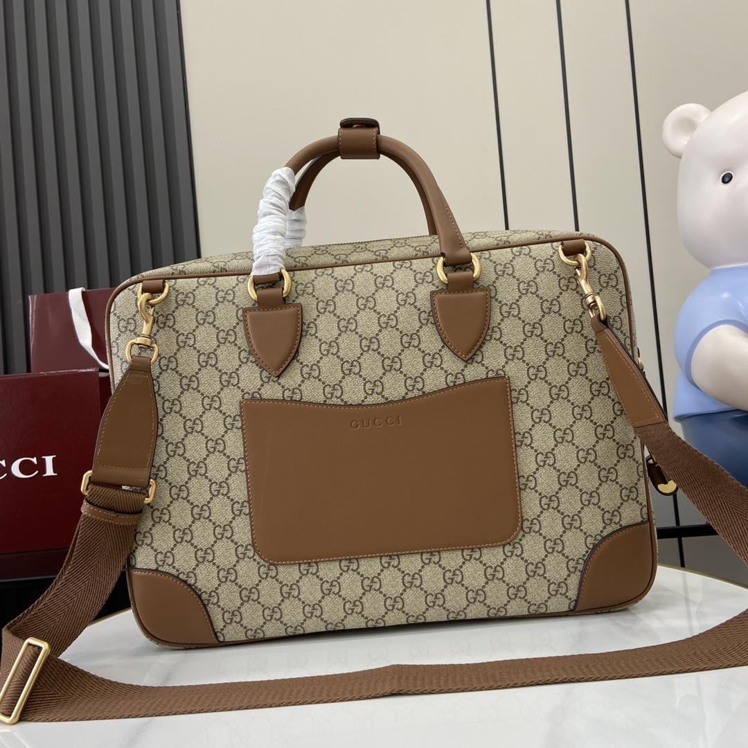 Gucci GG Emblem Medium Briefcase - 