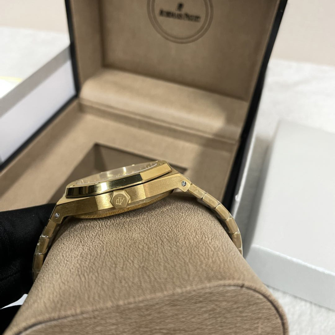 Audemars Piguet Men's Watch   41mm - 