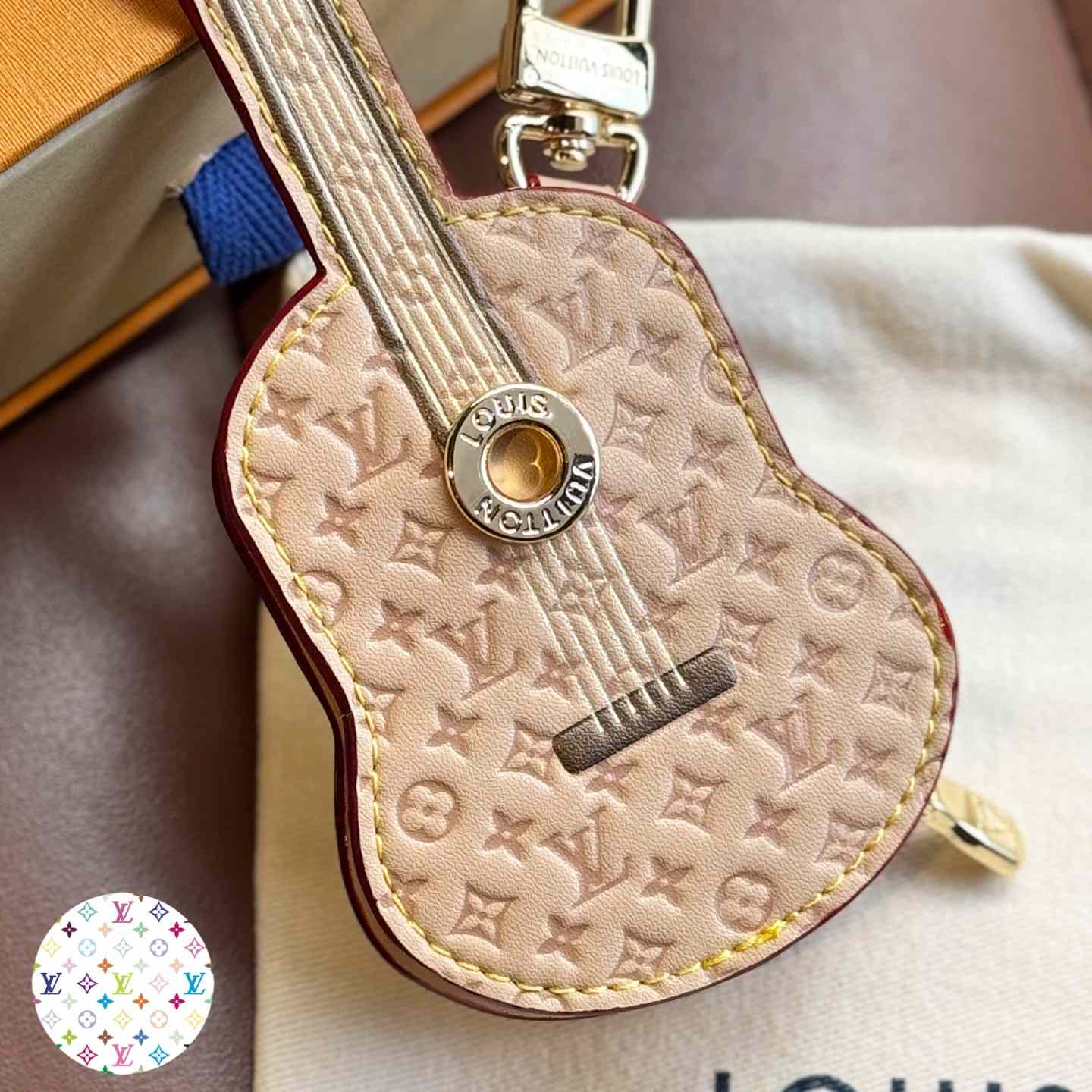 Louis Vuitton Guitar Pouch Bag Charm   M02032 - 