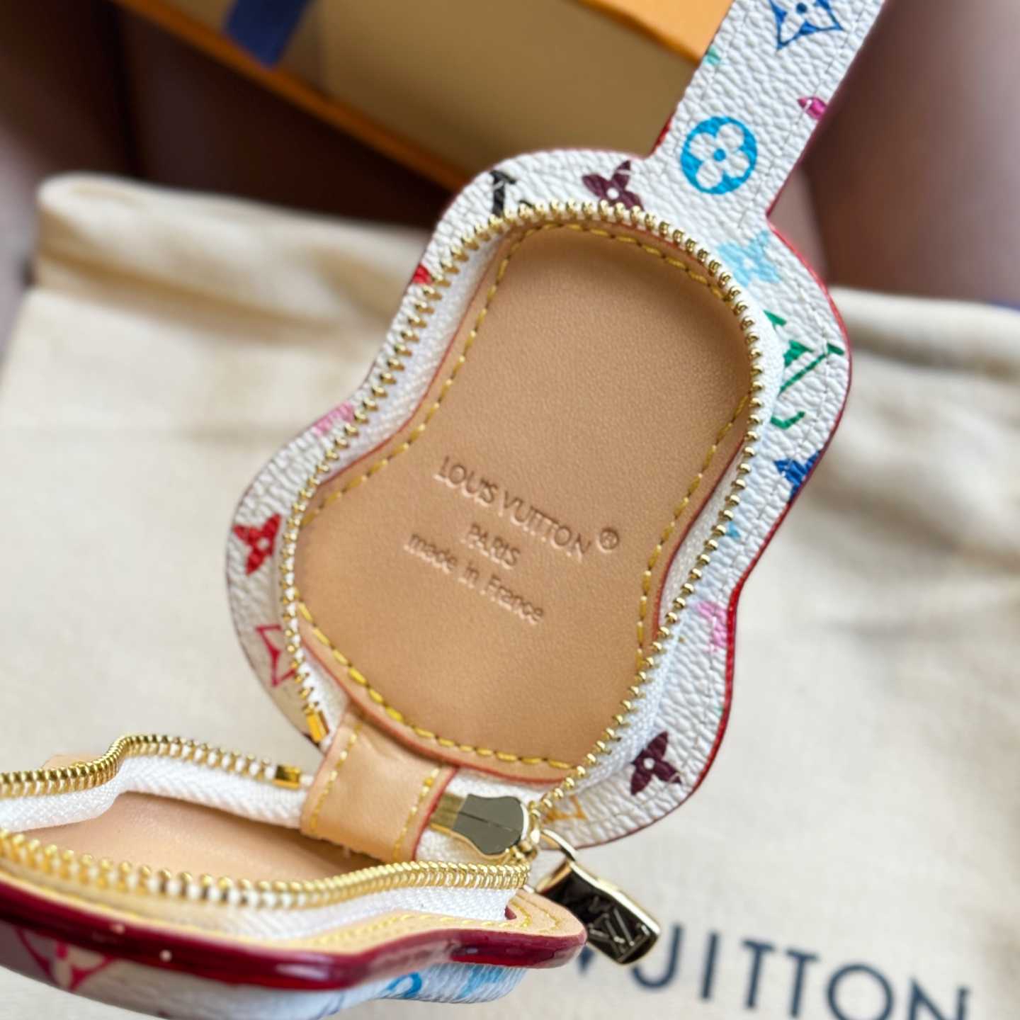 Louis Vuitton Guitar Pouch Bag Charm   M02032 - 