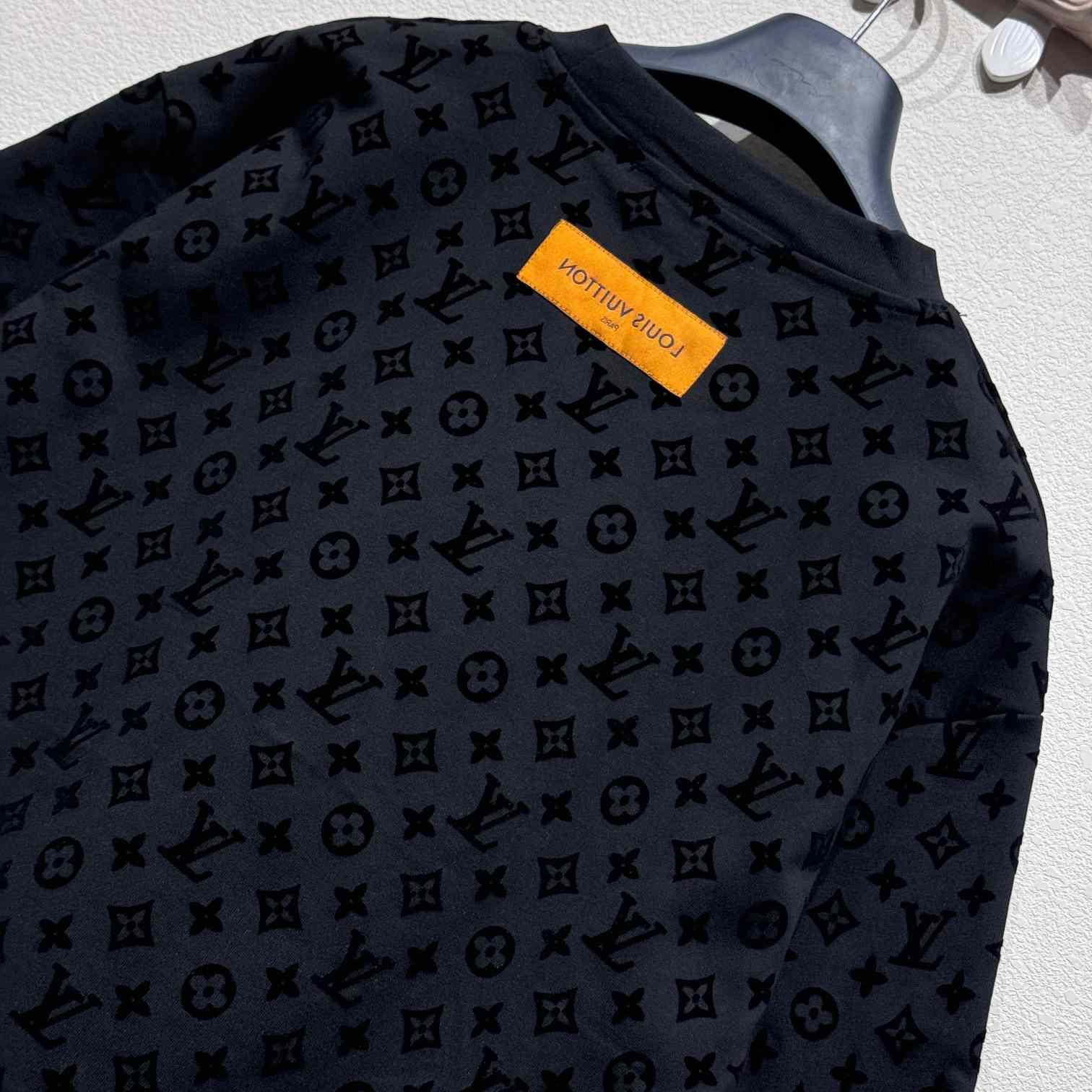 Louis Vuitton Monogram T-Shirt - 