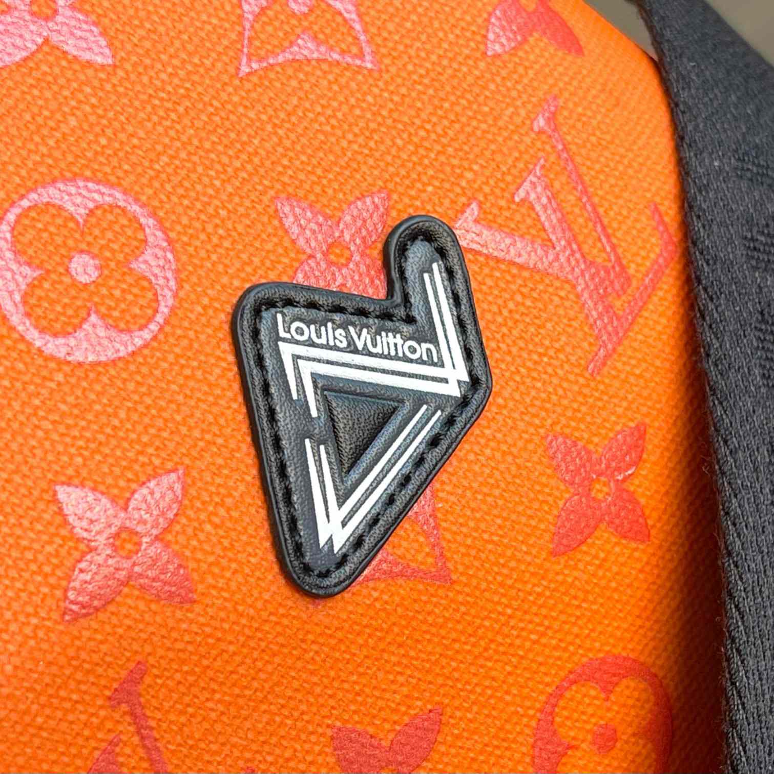 Louis Vuitton Keepall Sport  M12724 - DesignerGu