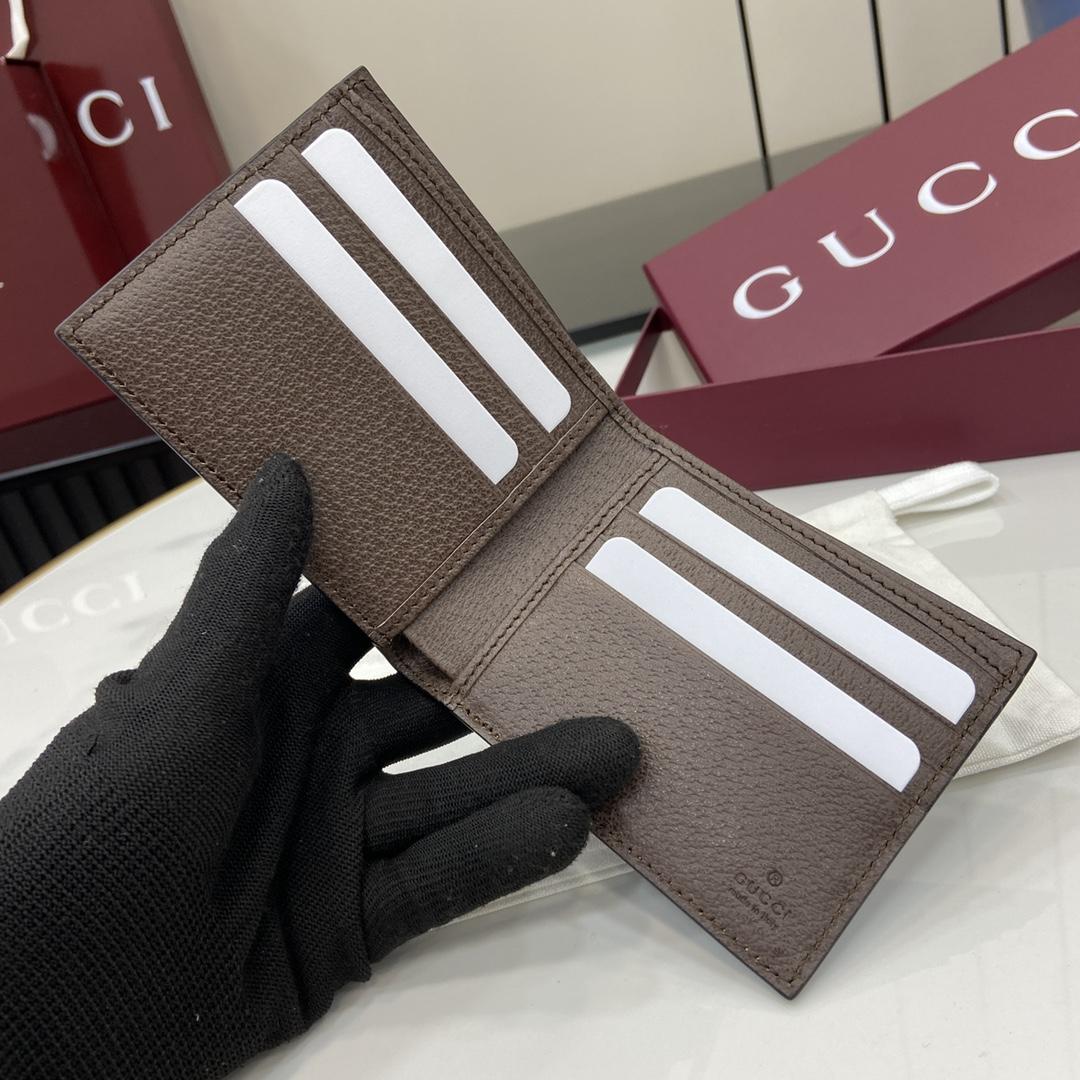 Gucci Bi-fold GG Printed Wallet - 