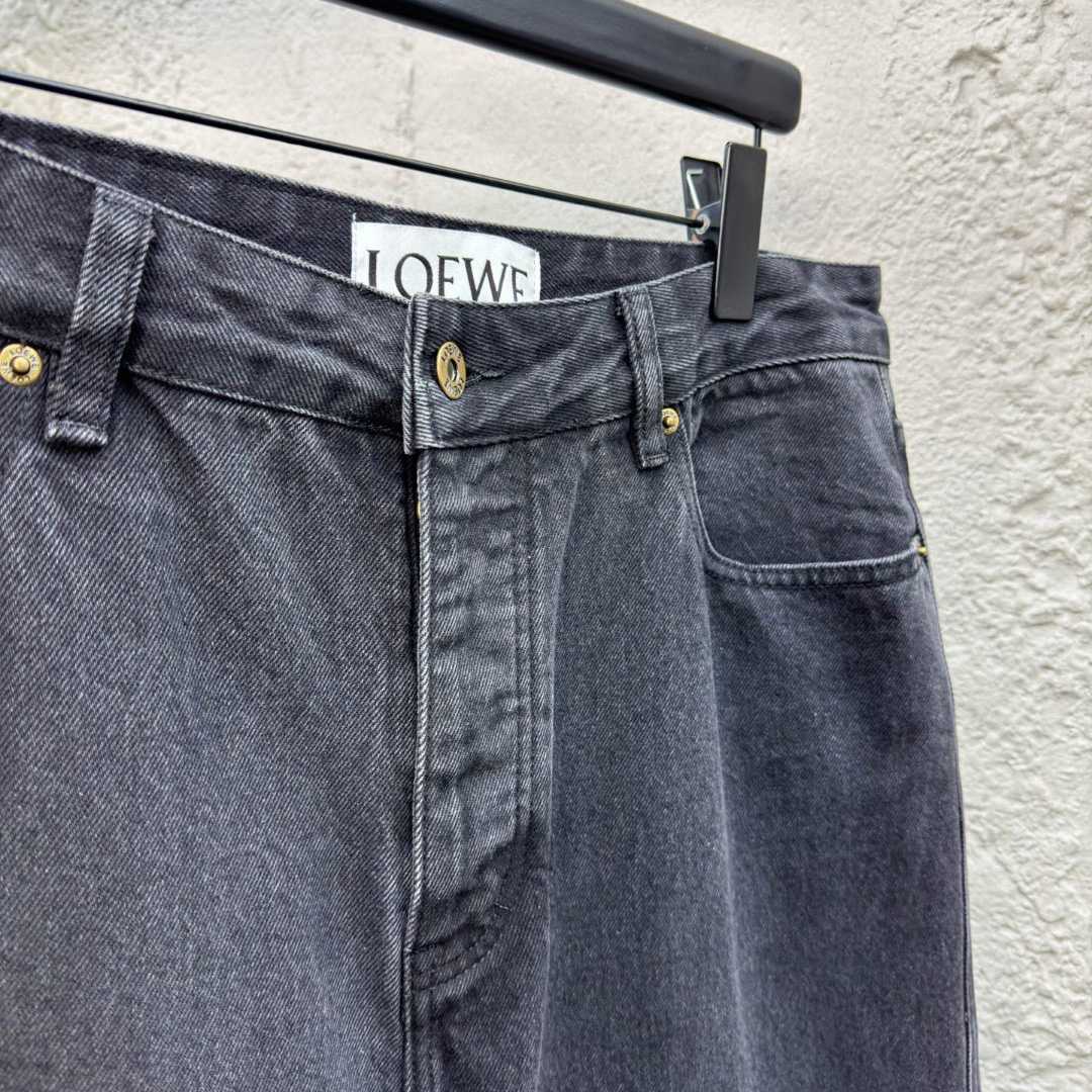 Loewe Anagram Baggy Jeans In Denim - 