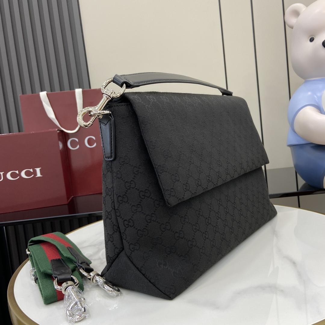 Gucci Medium GG Crossbody Bag With Web - 