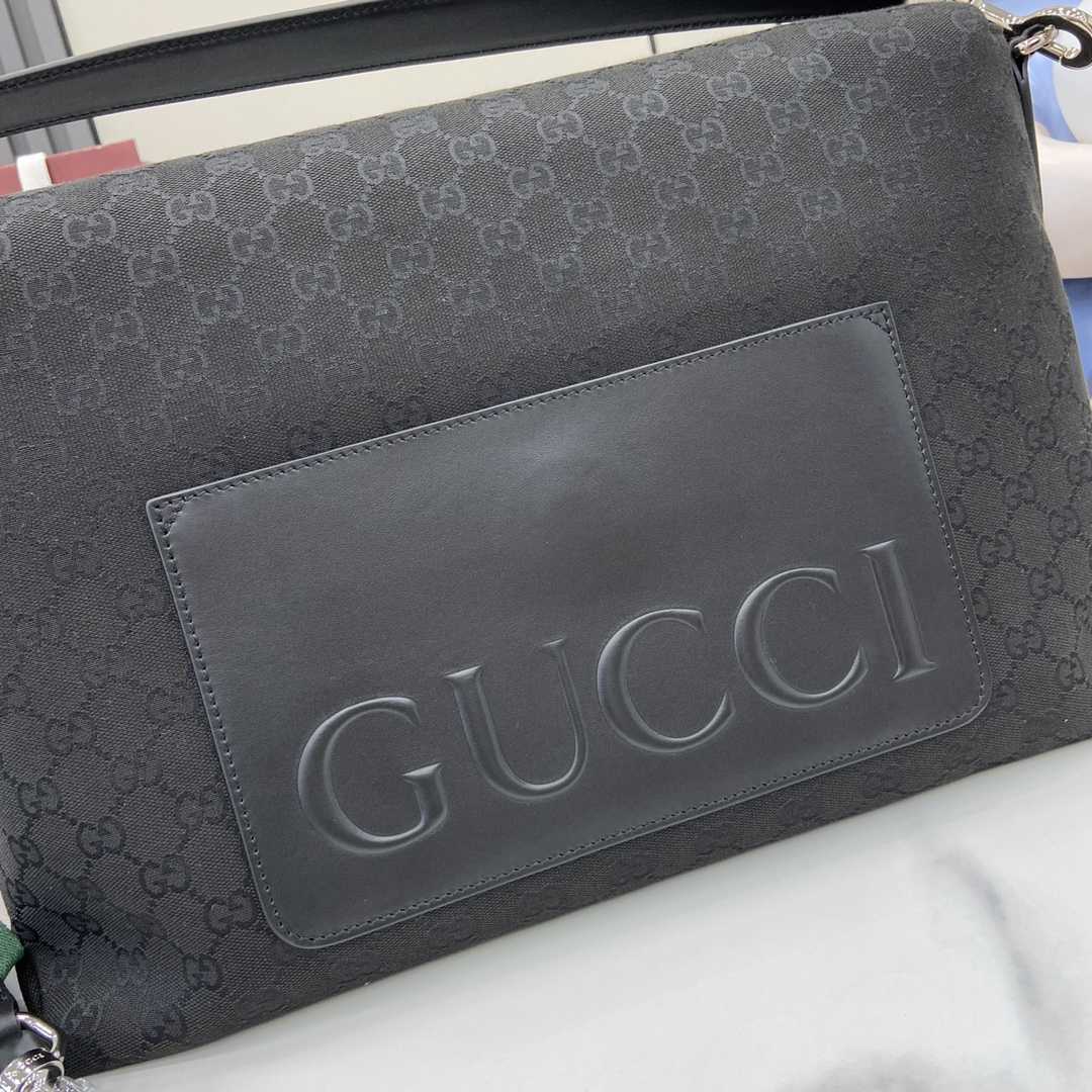 Gucci Medium GG Crossbody Bag With Web - 