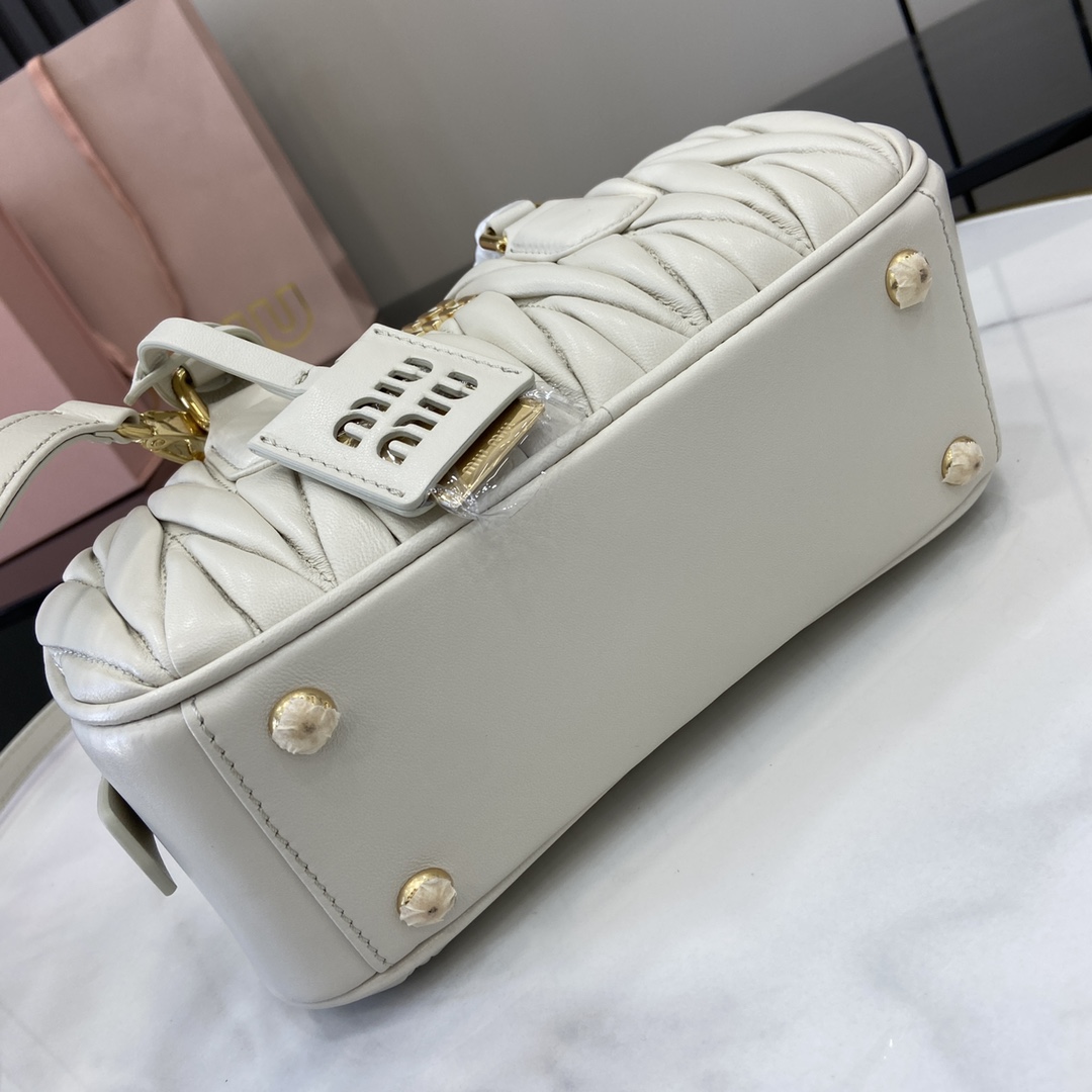 Miu Miu Arcadie Matelassé Nappa Leather Bag   22cm - 