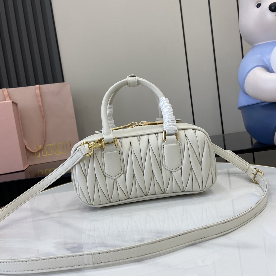 Miu Miu Arcadie Matelassé Nappa Leather Bag   22cm - 