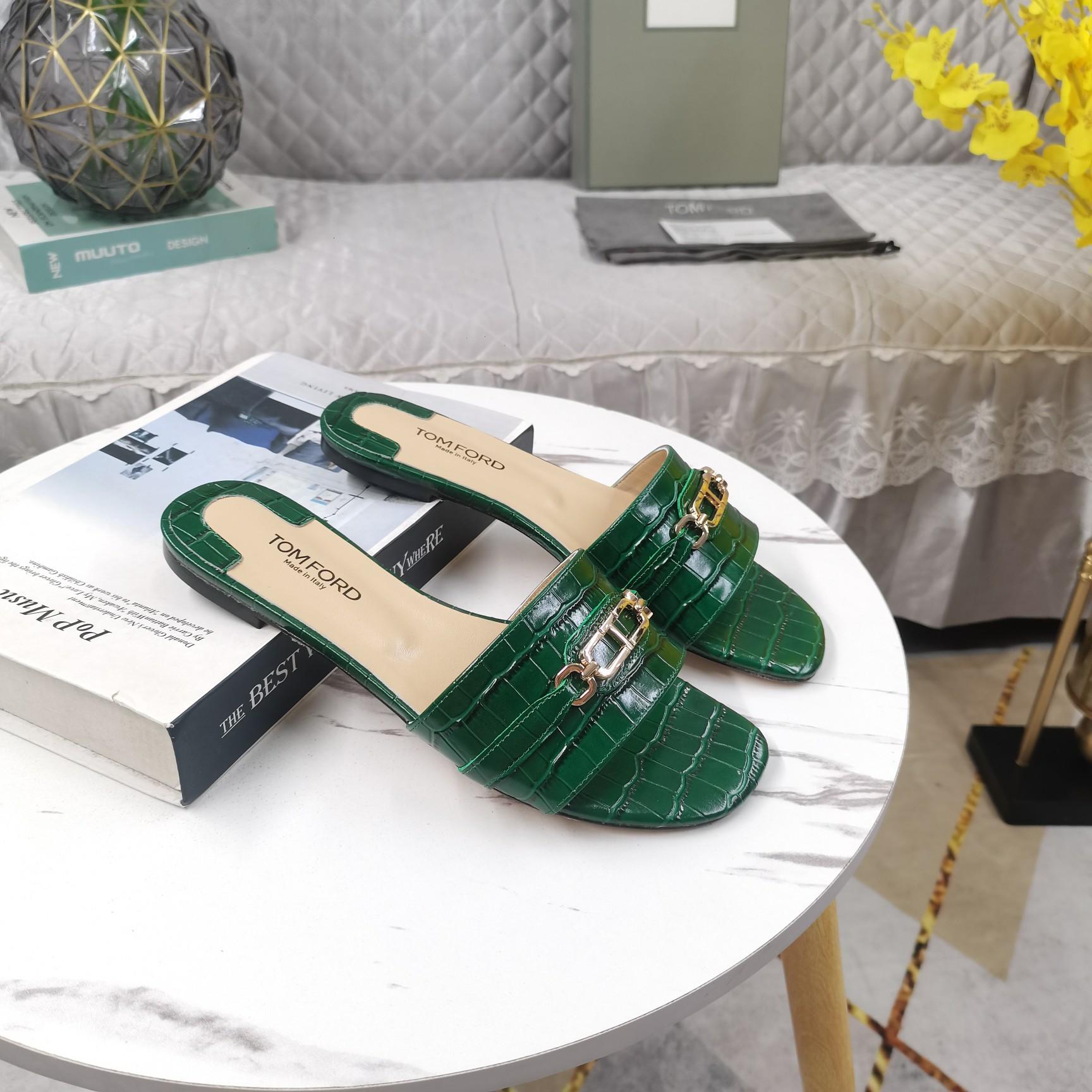 Tom Ford Whitney Slides - DesignerGu