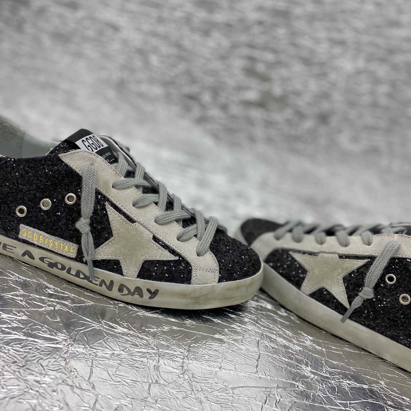 Golden Goose Sneakers - 