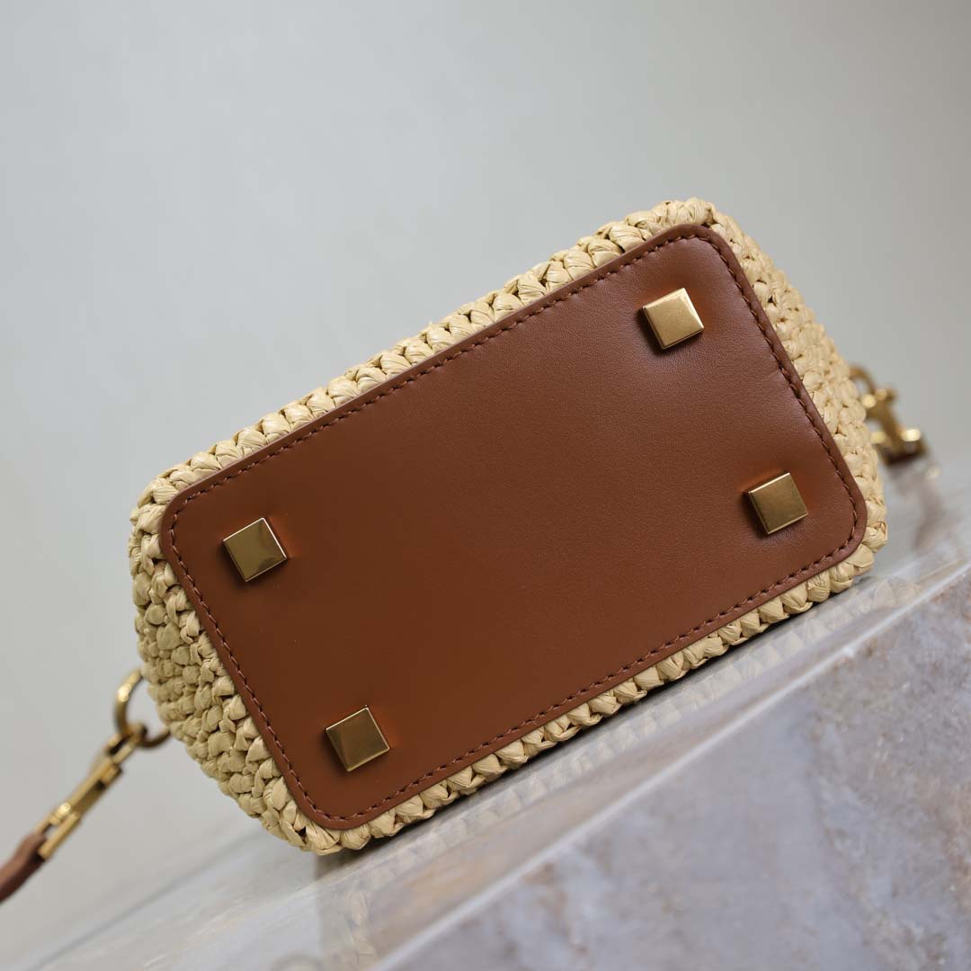 Saint Laurent Le 37 Mini In Raffia - 