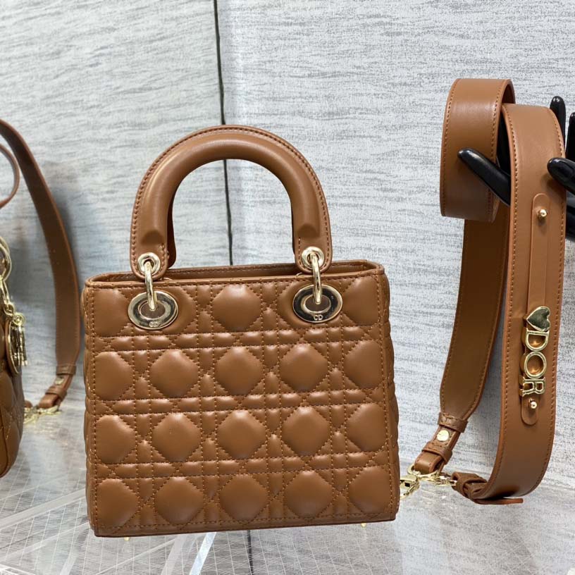 Dior Lady Dior Bag    20cm - 