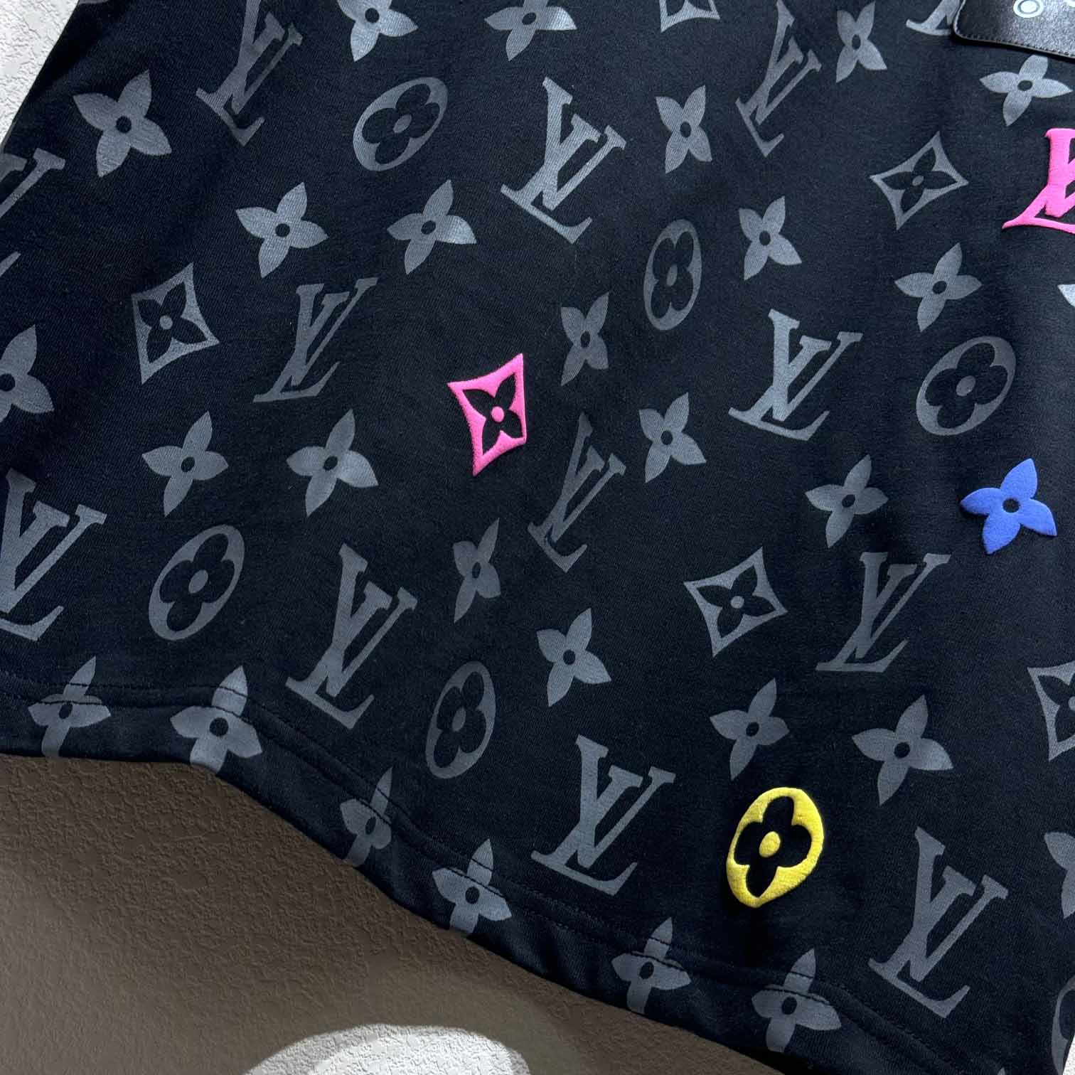 Louis Vuitton Monogram T-Shirt  - 