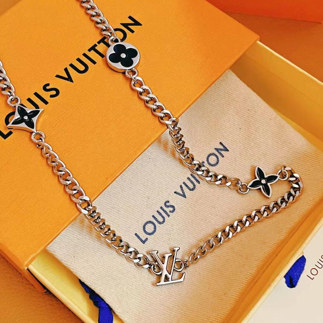 Louis Vuitton LV Spike Charms Necklace  M01717 - 