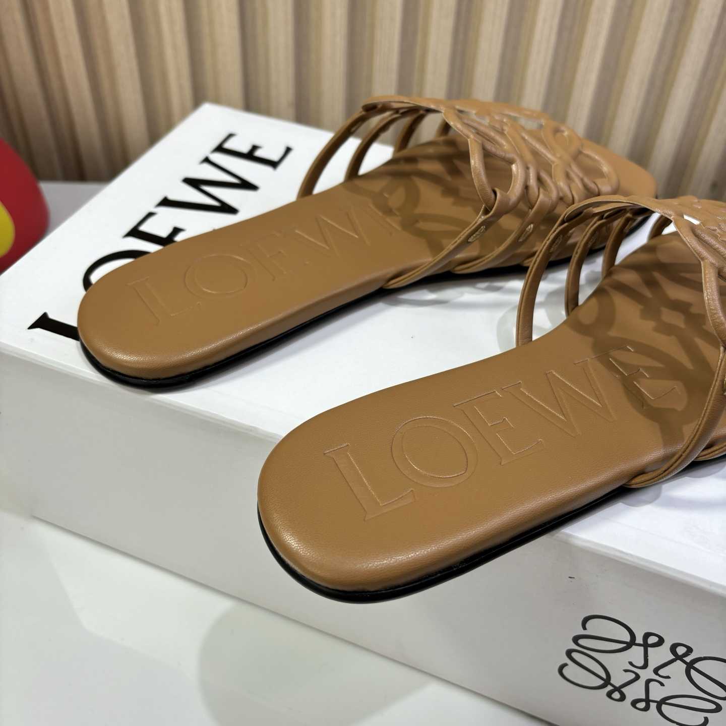 Loewe Petal Anagram Slide In Soft Calfskin - 