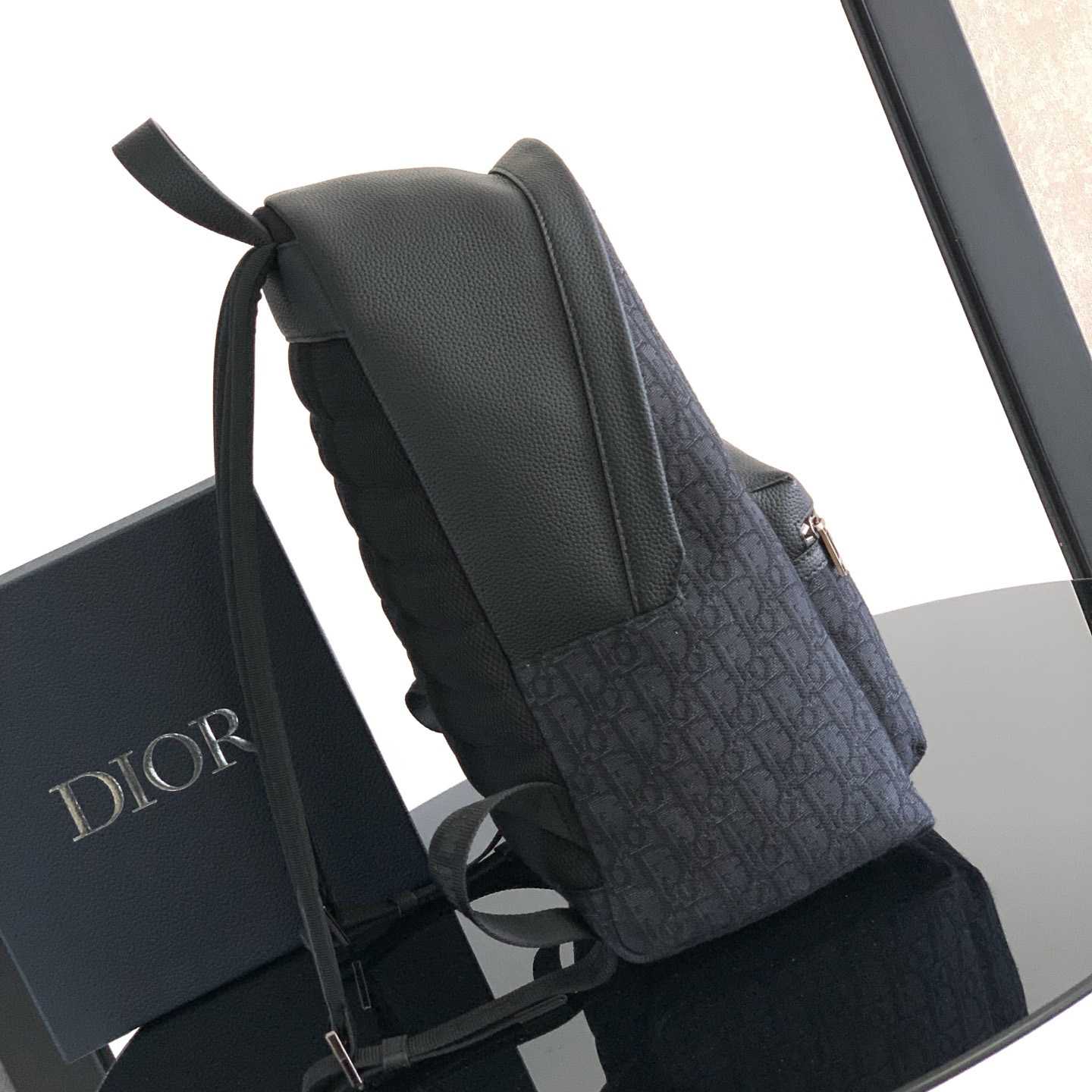 Dior And Kaws Rider 2.0 Zipped Backpack  - 