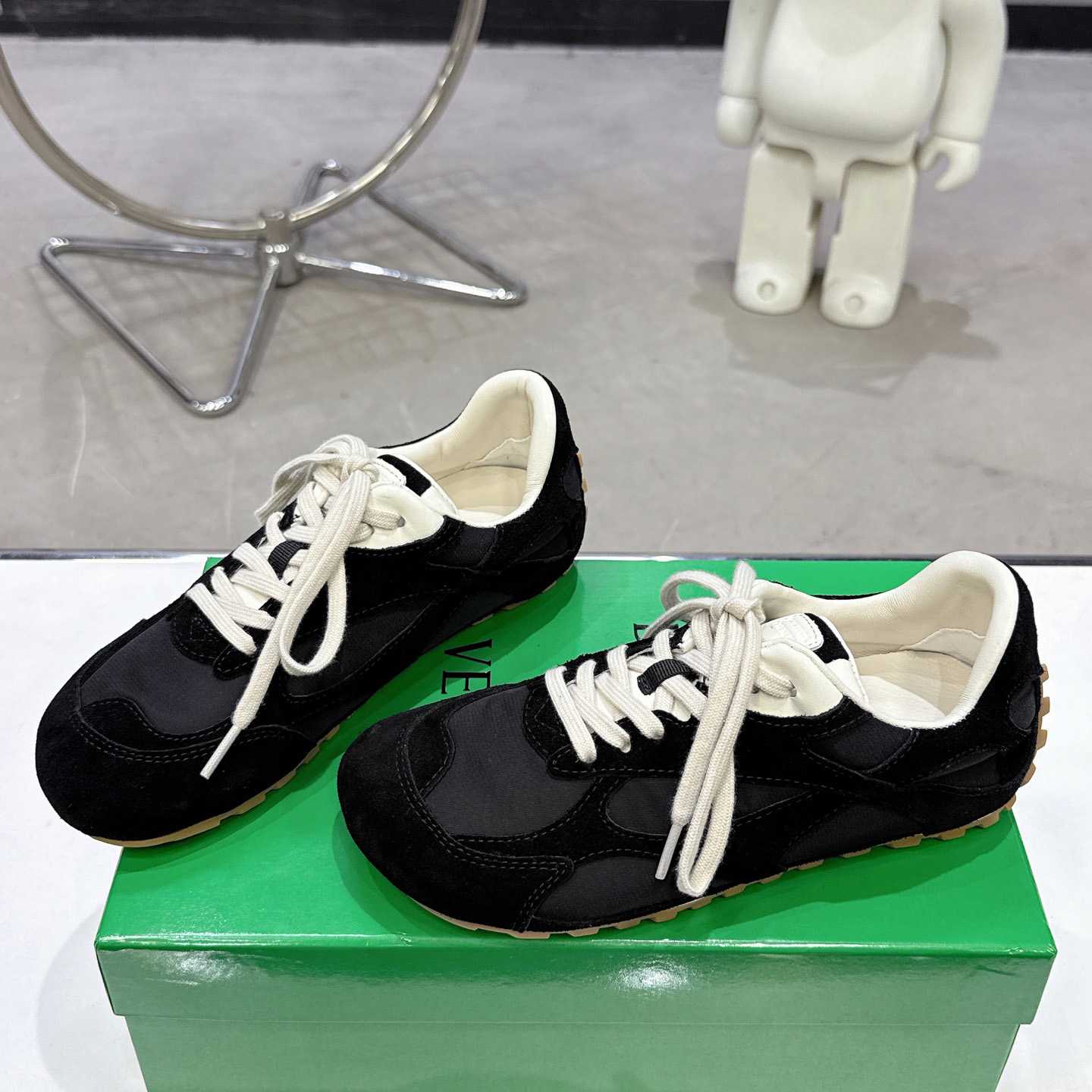 Bottega Veneta Orbit Flash Sneaker - 