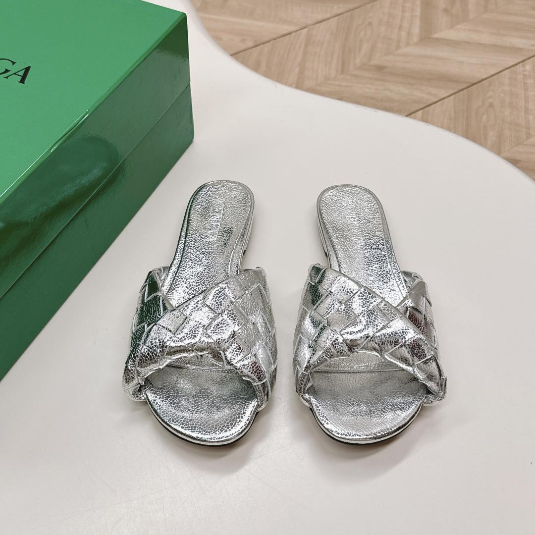 Bottega Veneta Blink Flat Mule - 