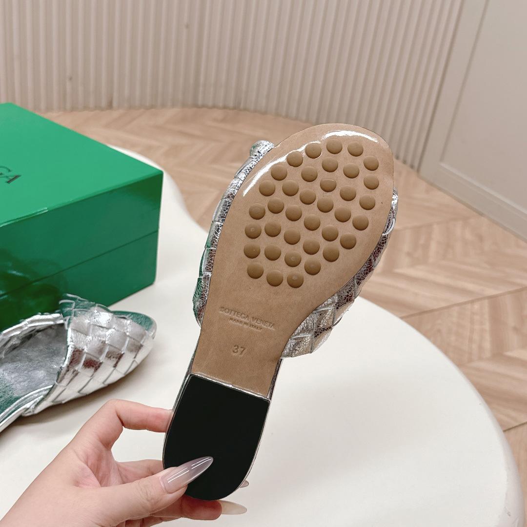Bottega Veneta Blink Flat Mule - 