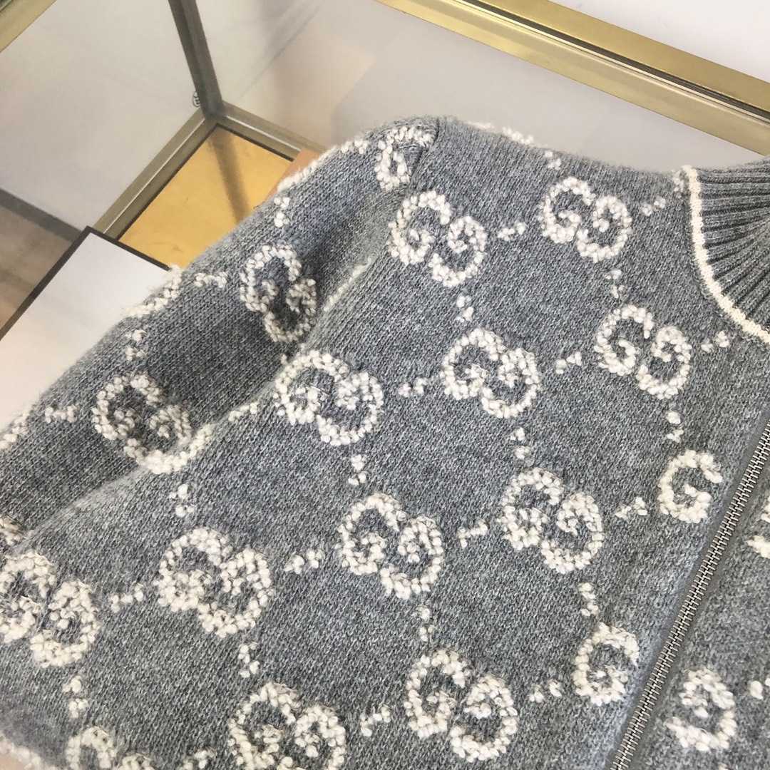 Gucci Cardigan - DesignerGu