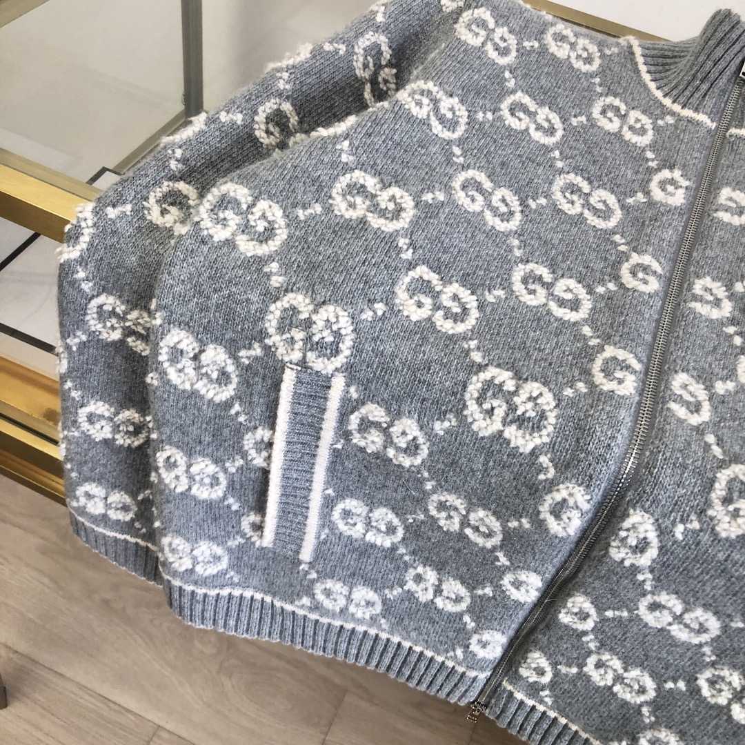 Gucci Cardigan - DesignerGu