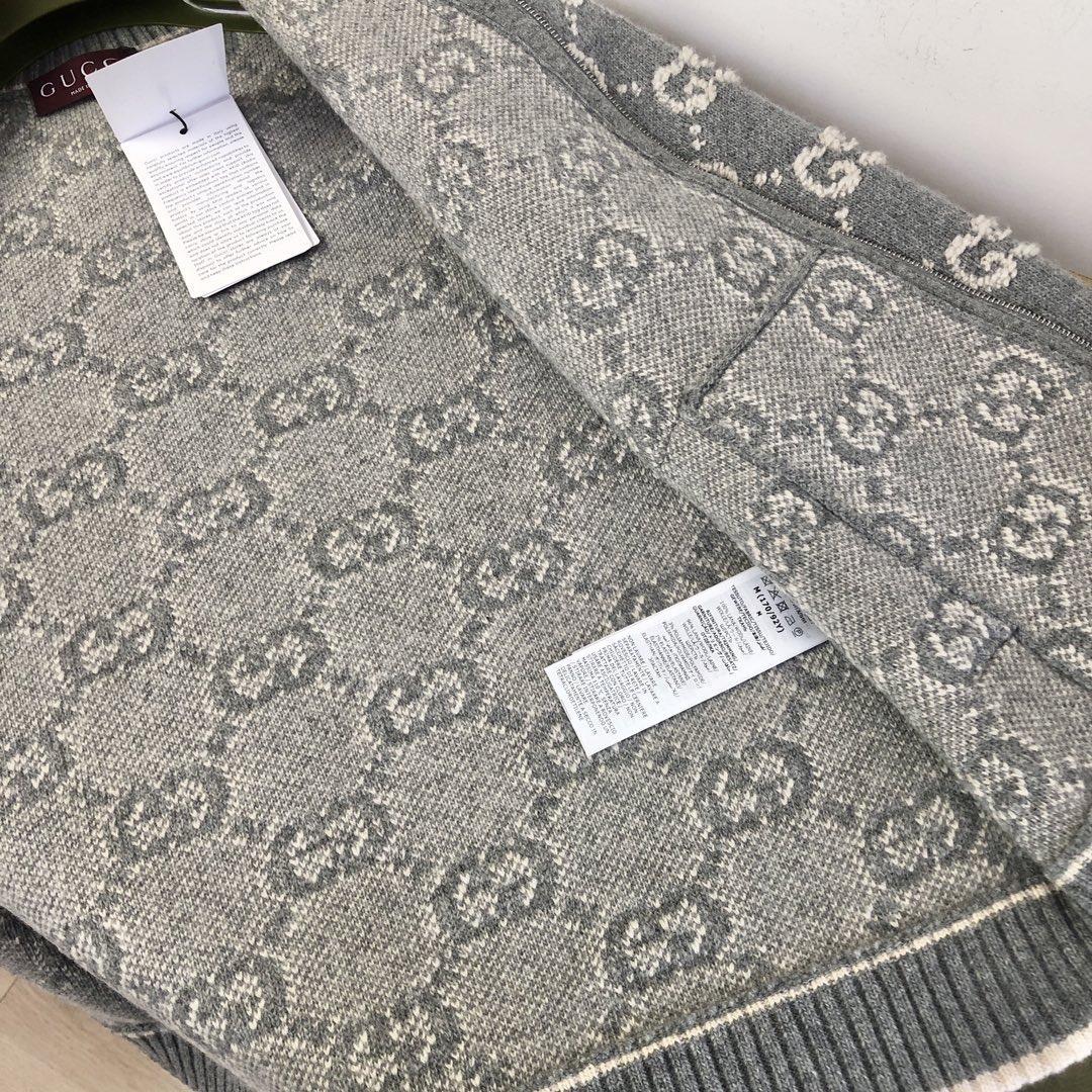 Gucci Cardigan - DesignerGu