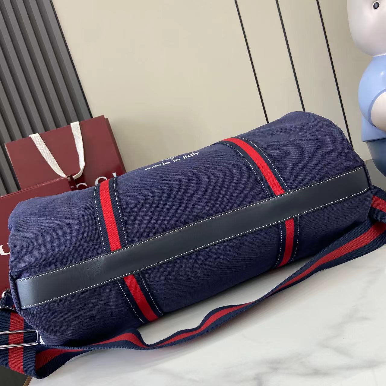 Gucci Large Printed Canvas Duffle Bag - 