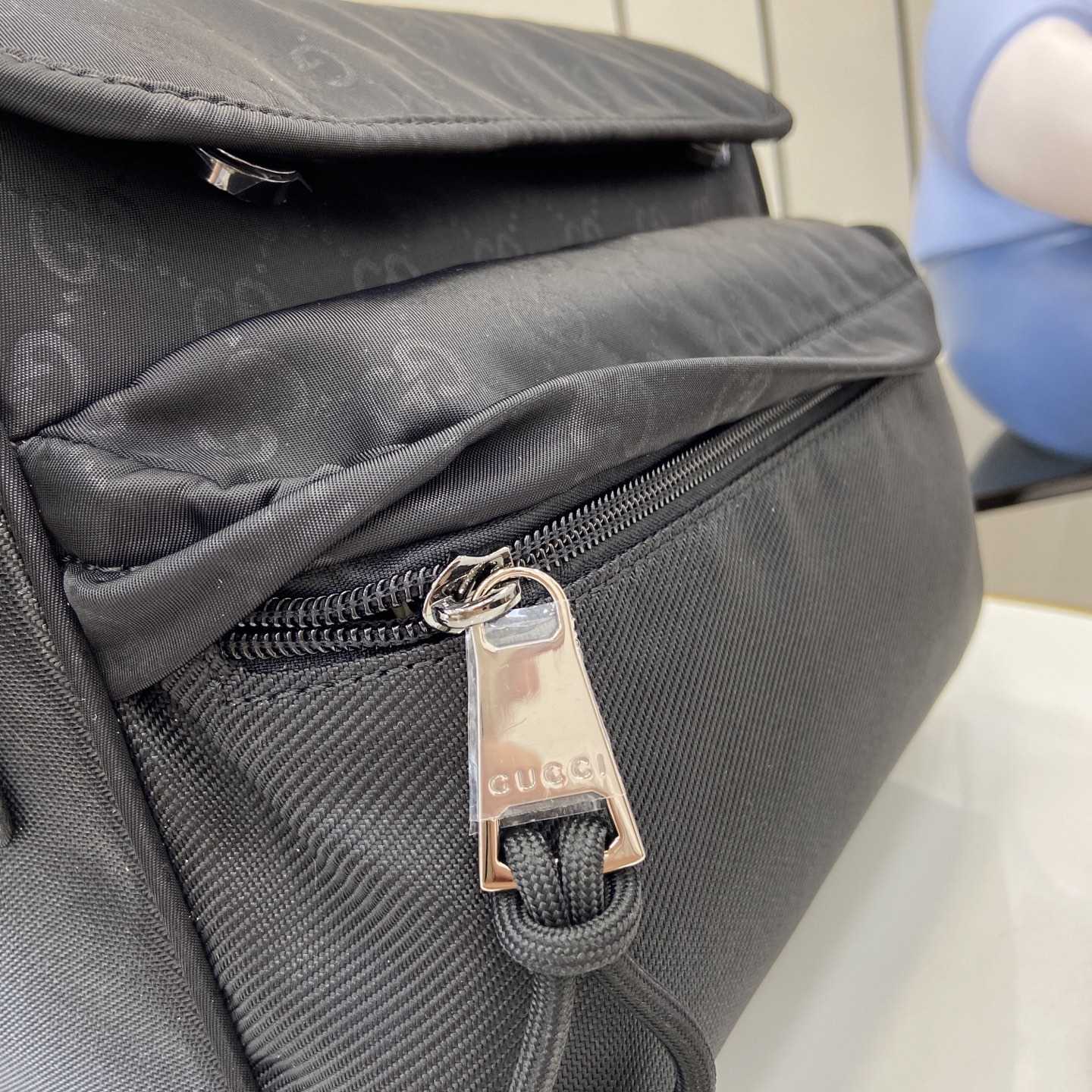 Gucci Nexus Medium Crossbody Bag - 
