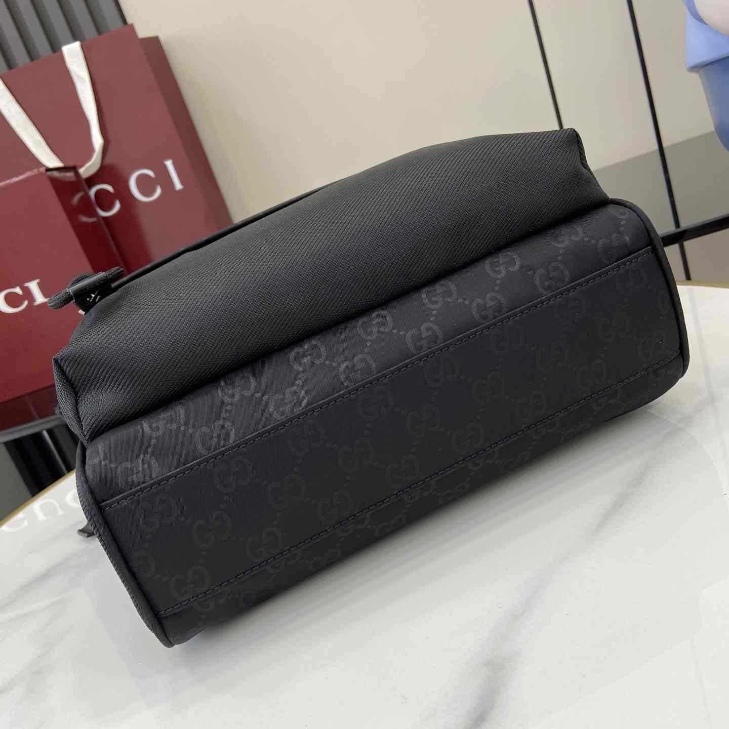 Gucci Nexus Medium Crossbody Bag - 