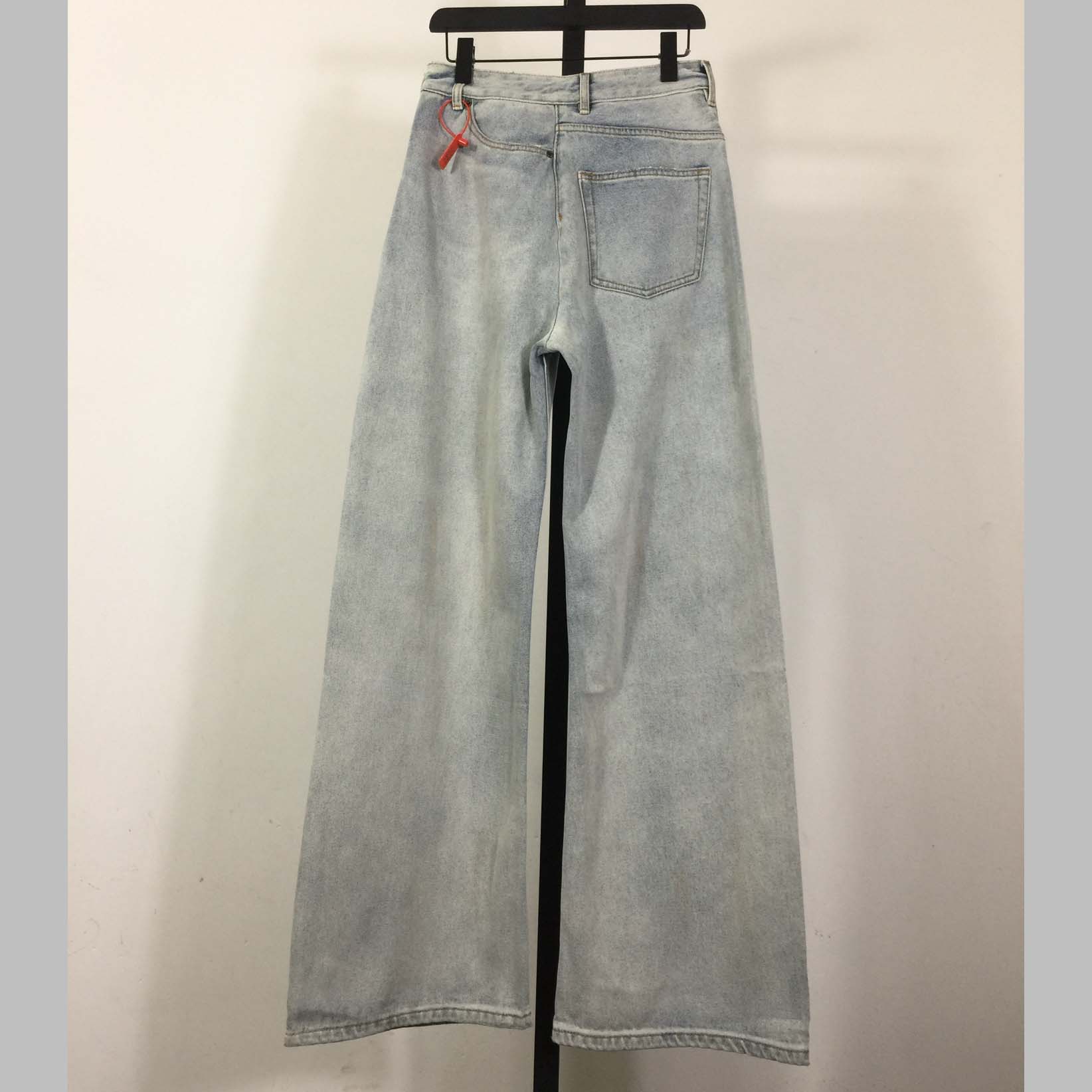 MM6 Maison Margiela Twist Wide Leg Jeans - DesignerGu