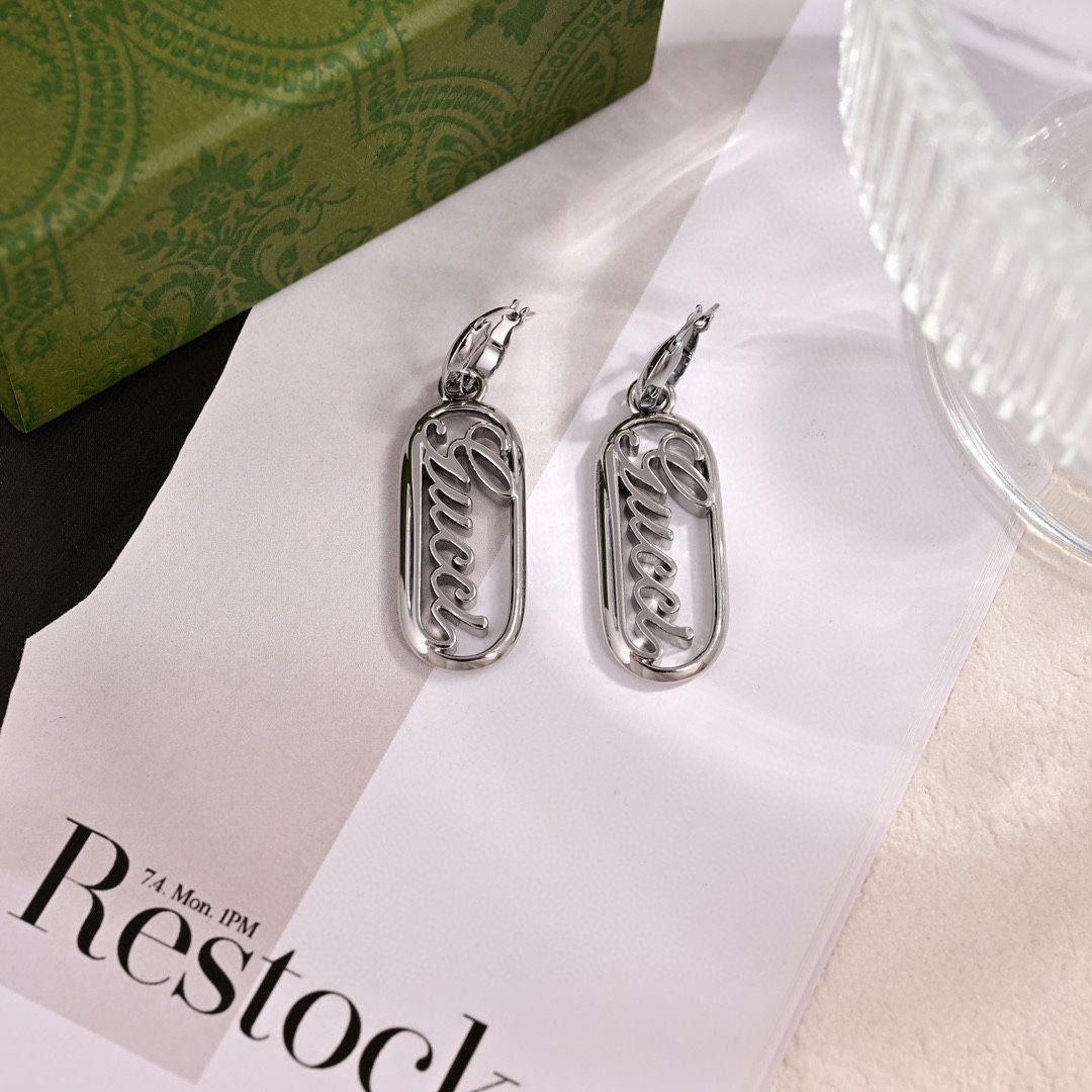 Gucci Script Logo Drop Earrings - DesignerGu