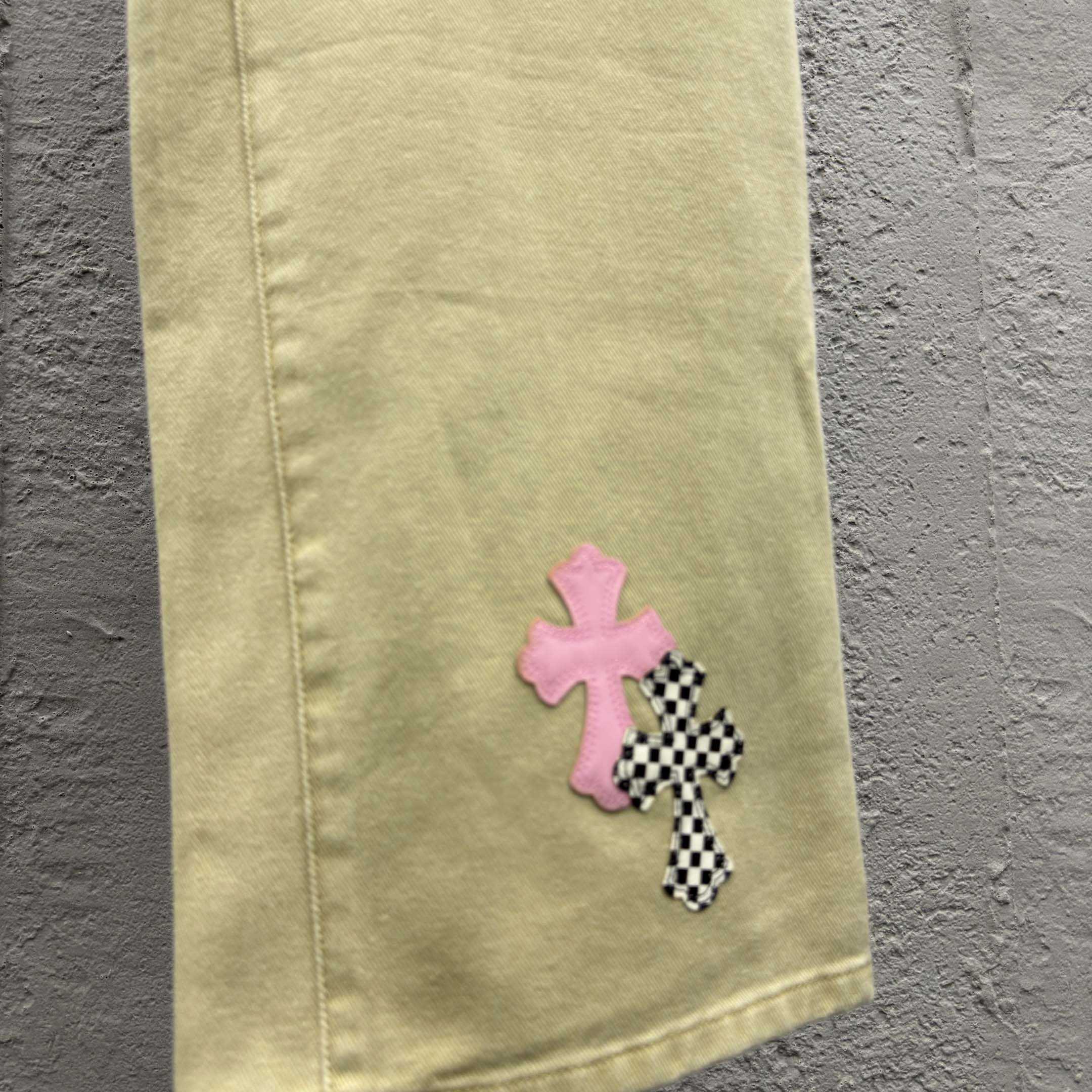 Chrome Hearts Jeans - DesignerGu
