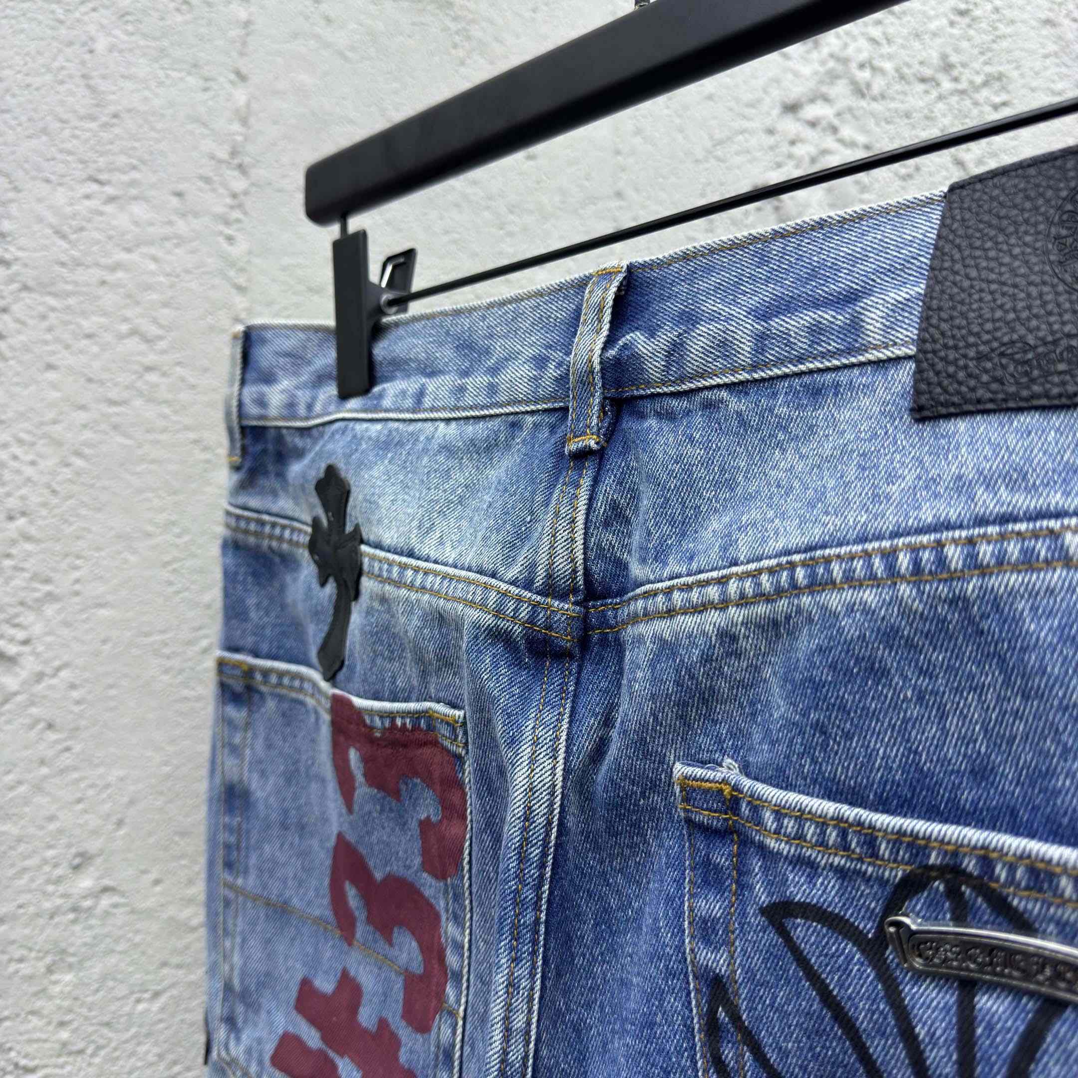 Chrome Hearts Cross Jeans - DesignerGu