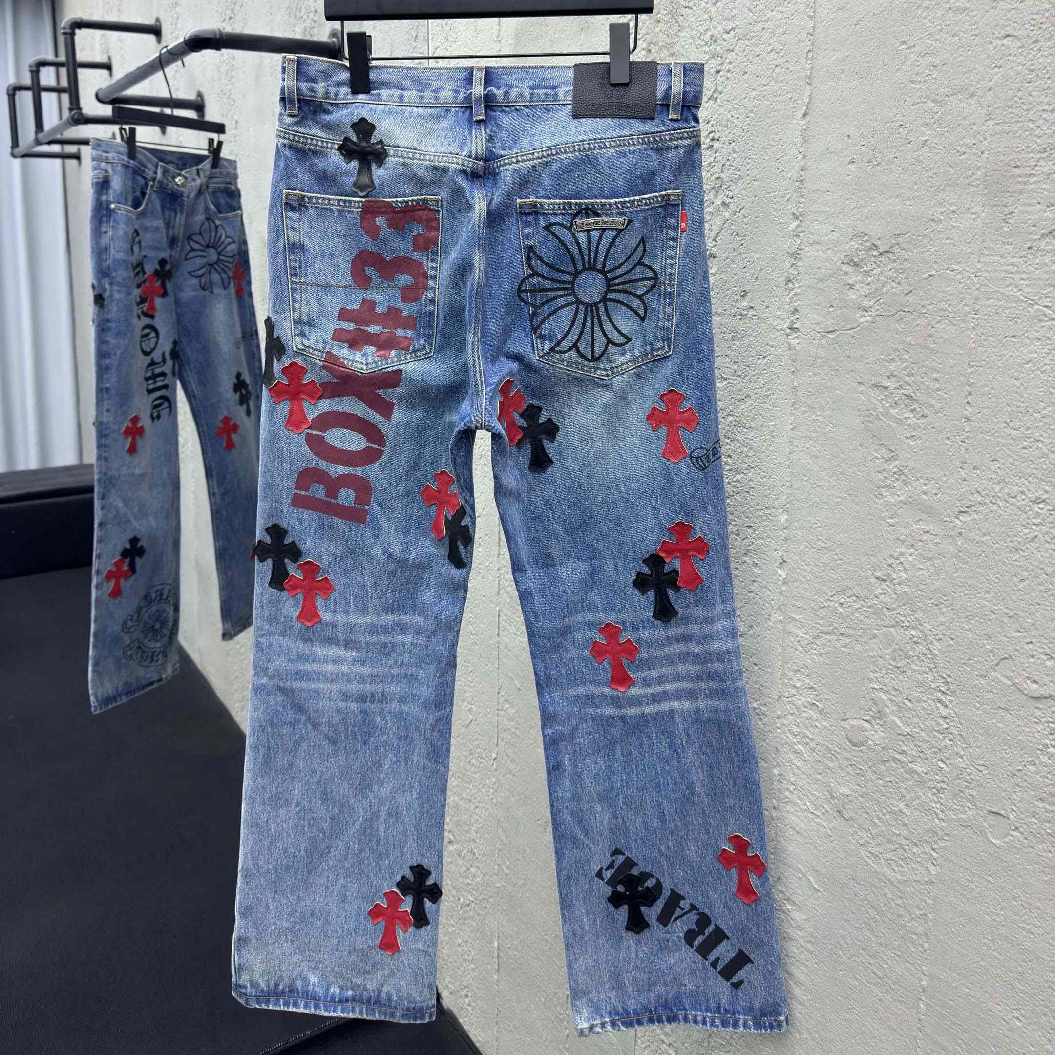 Chrome Hearts Cross Jeans - DesignerGu