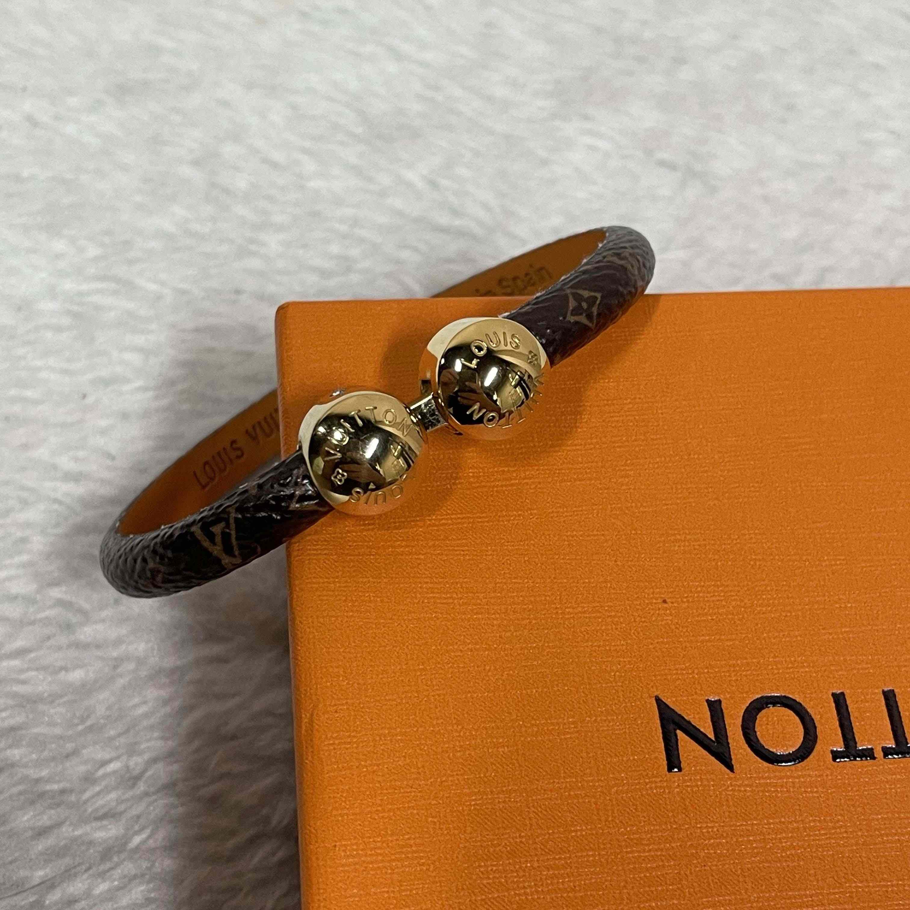 Louis Vuitton Bracelet    - DesignerGu
