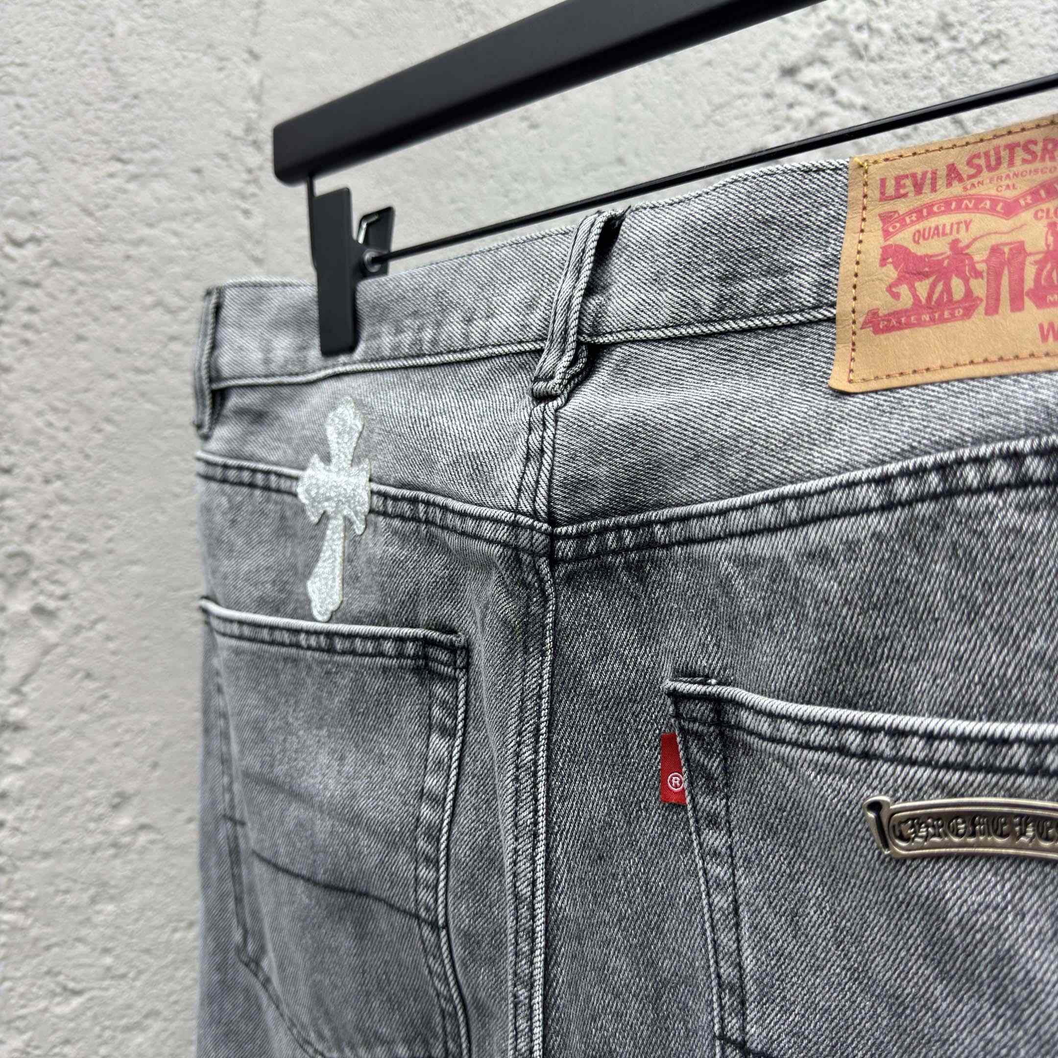 Chrome Hearts Jeans - DesignerGu
