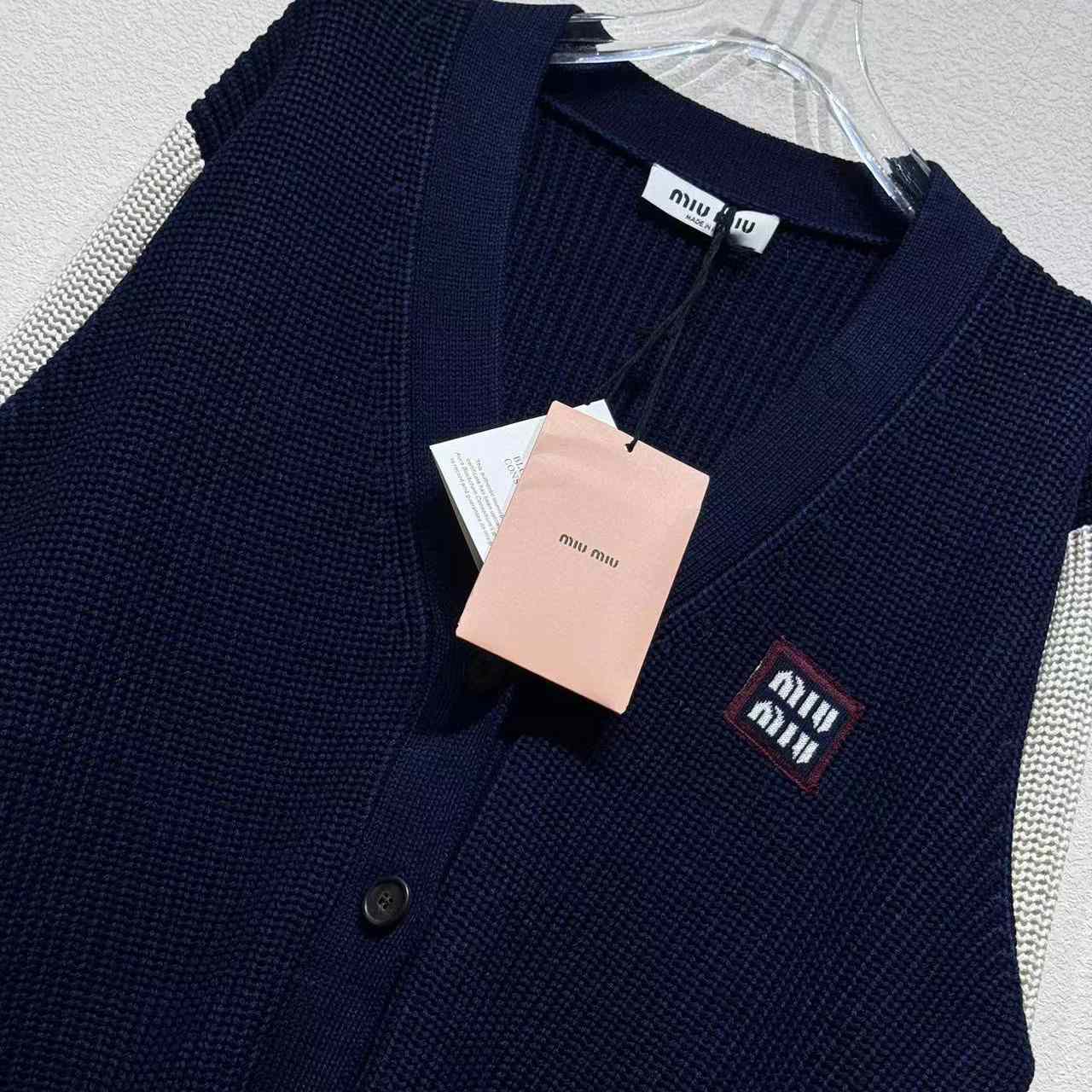 Miu Miu Wool and Cashmere Cardigan - DesignerGu