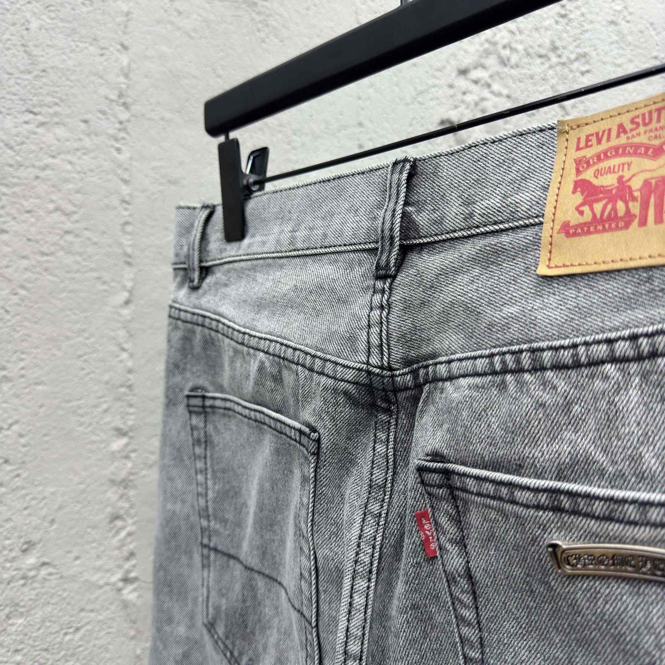 Chrome Hearts Cross Jeans - DesignerGu