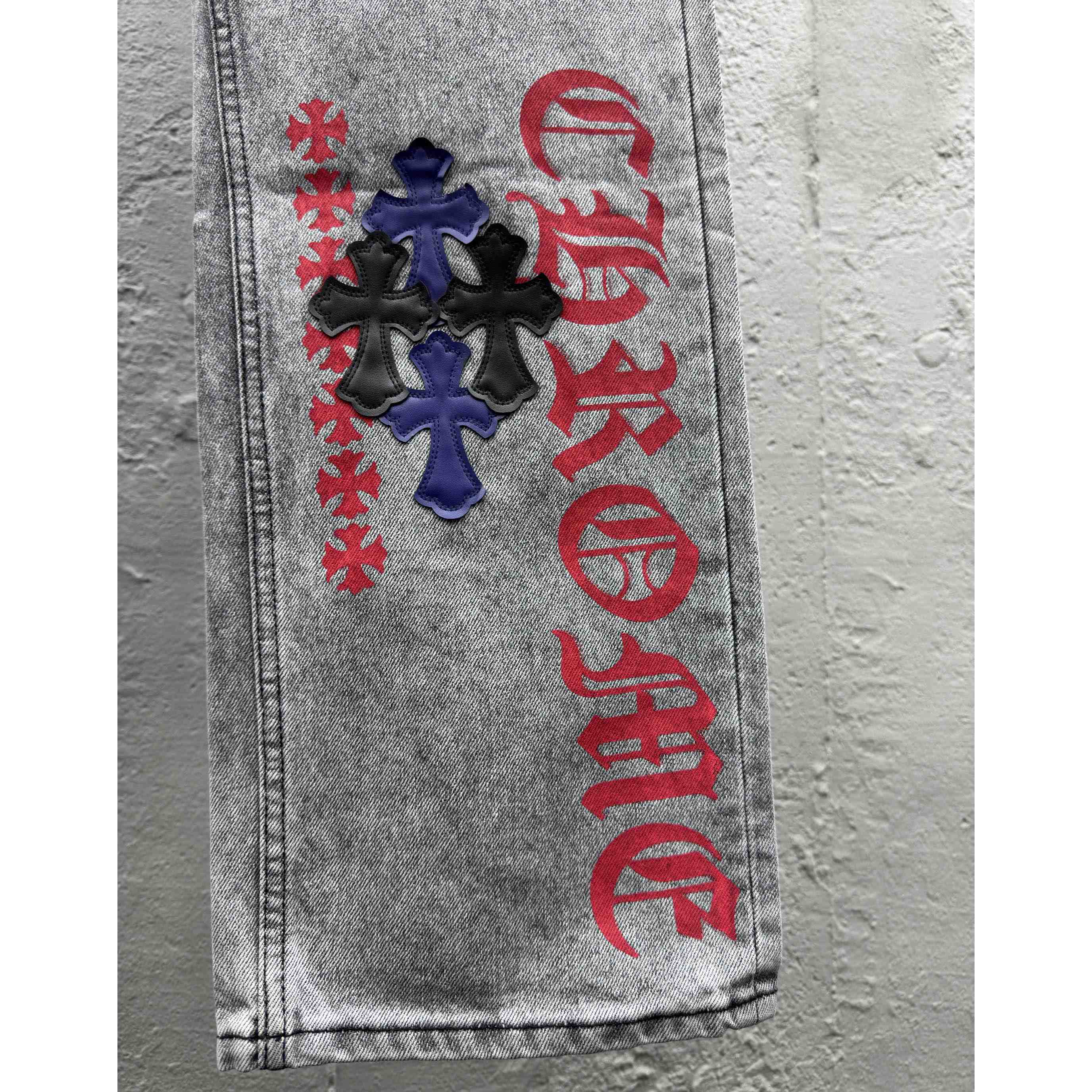 Chrome Hearts Cross Jeans - DesignerGu