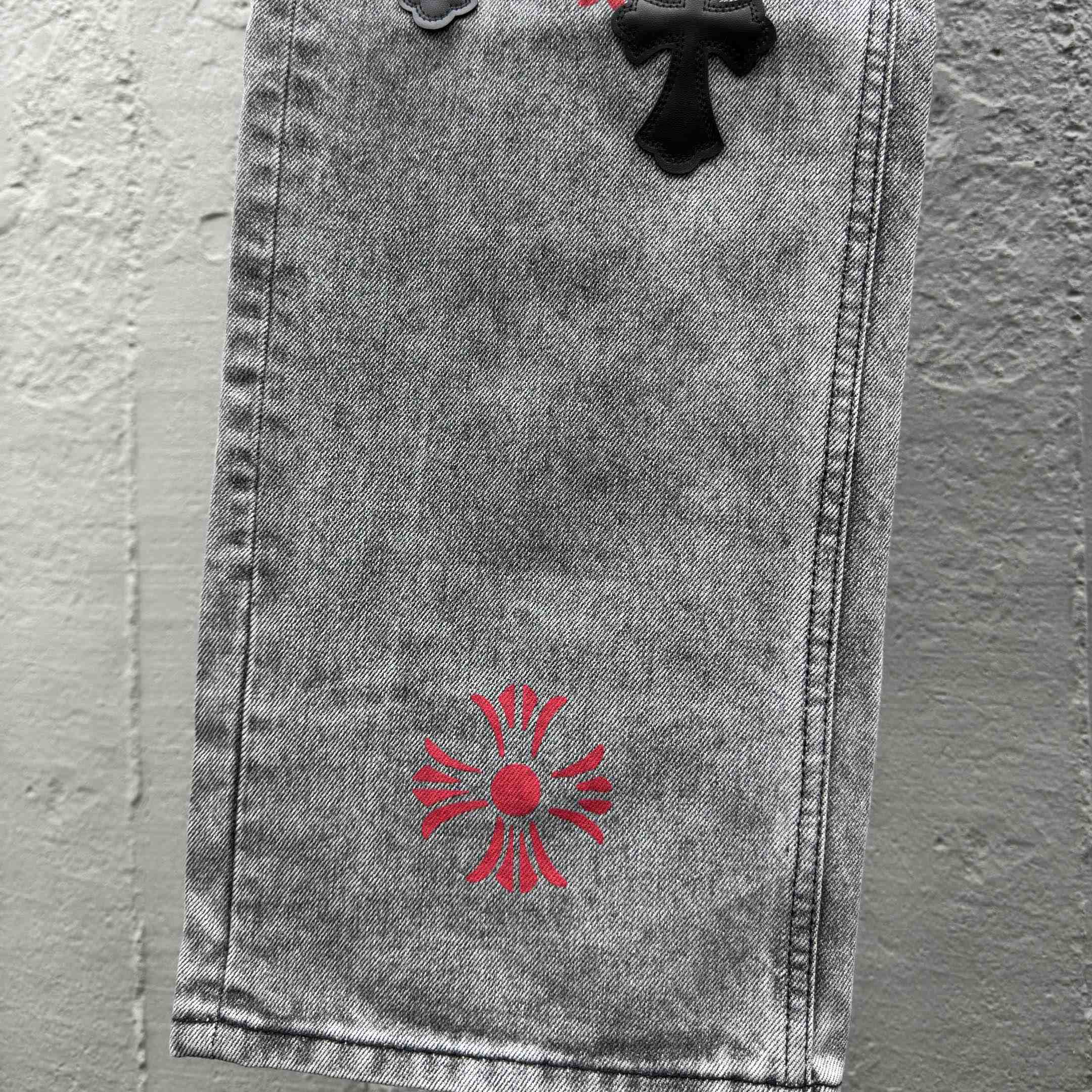 Chrome Hearts Cross Jeans - DesignerGu