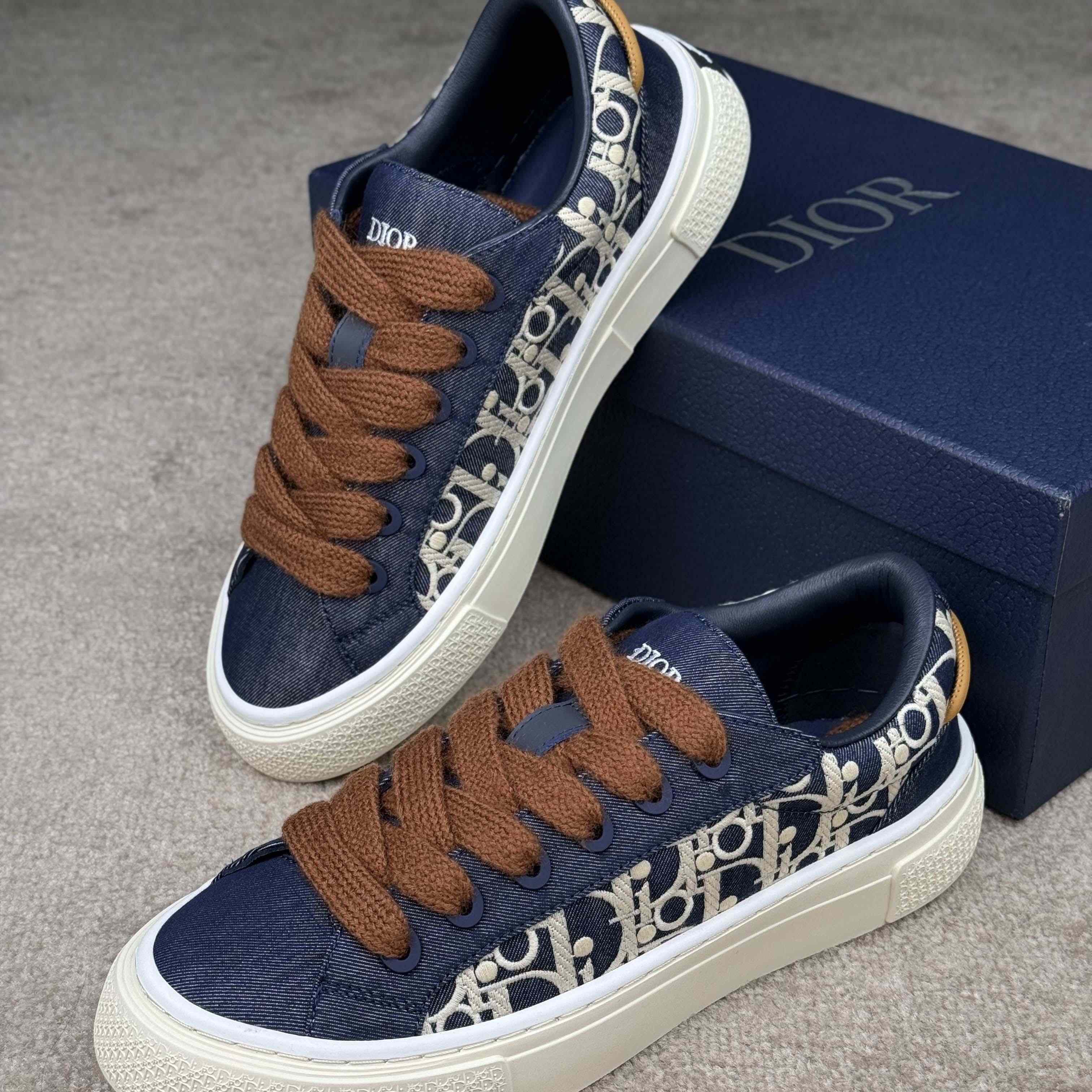 Dior B33 Sneaker  - DesignerGu